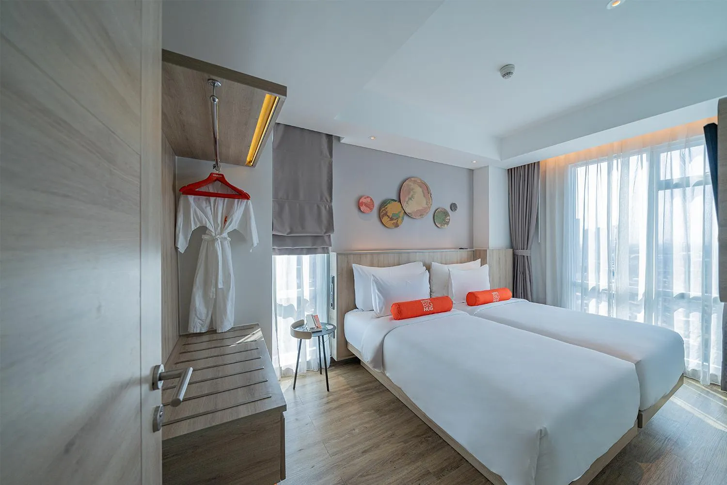 Bedroom, Bed in Harris Suites Puri Mansion