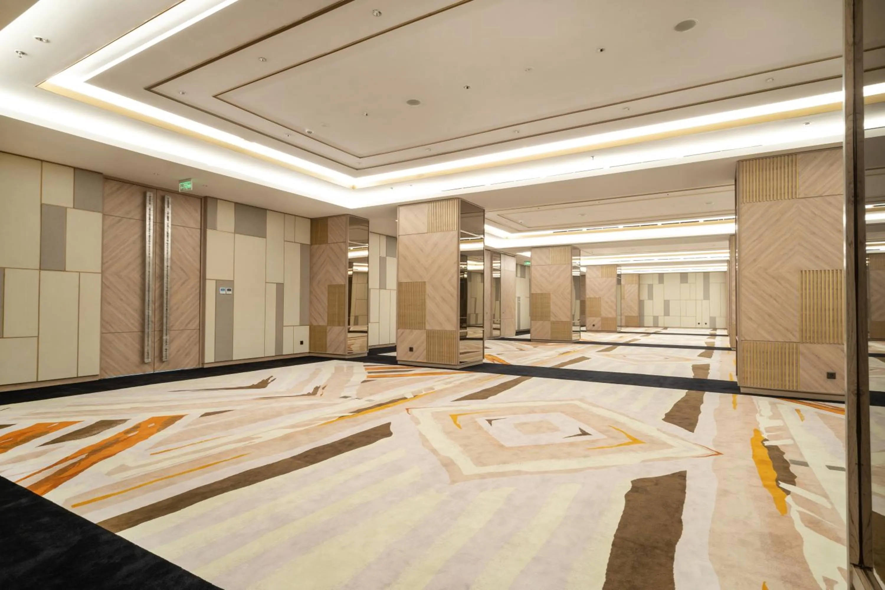 Meeting/conference room in Harris Suites Puri Mansion