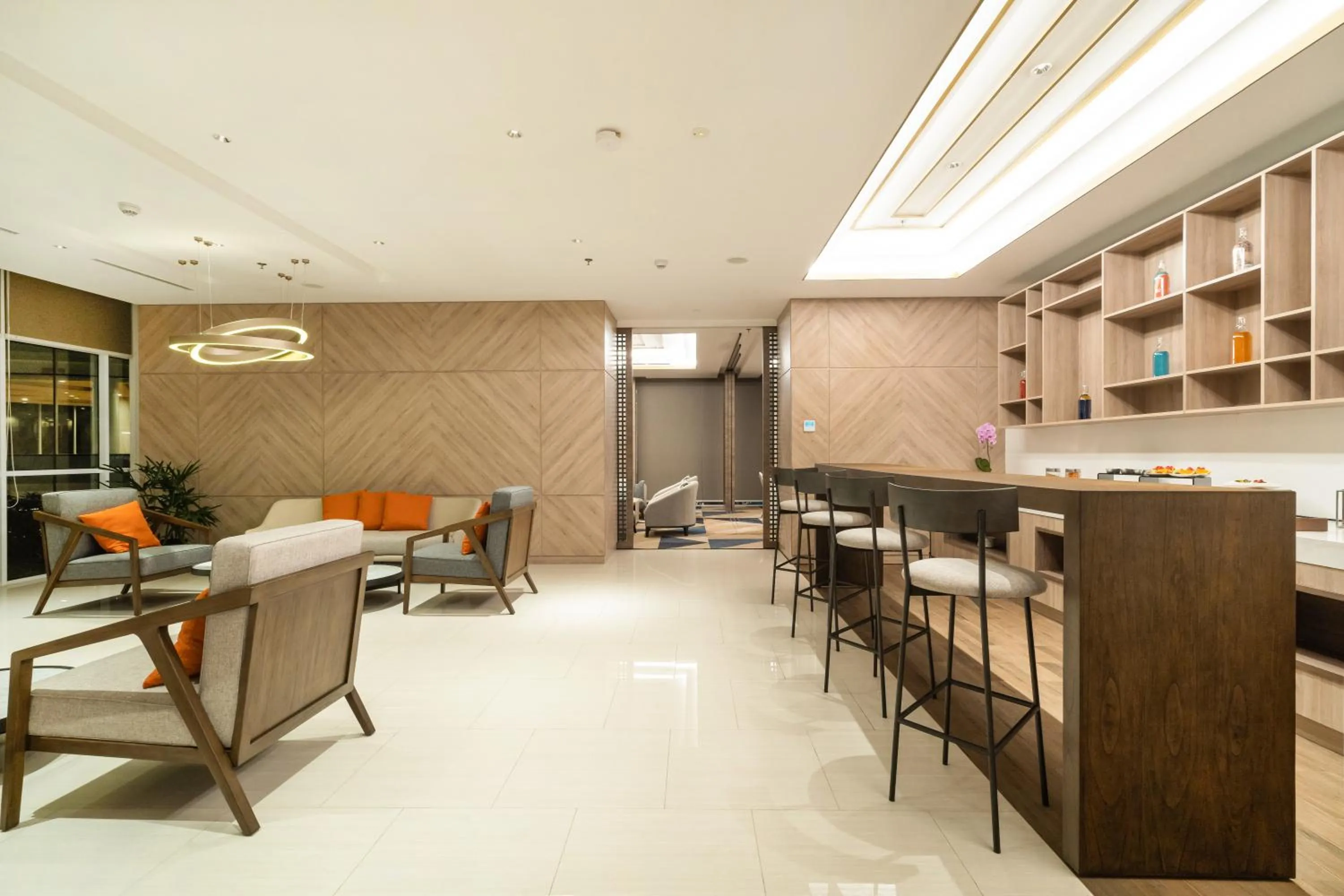 Meeting/conference room in Harris Suites Puri Mansion