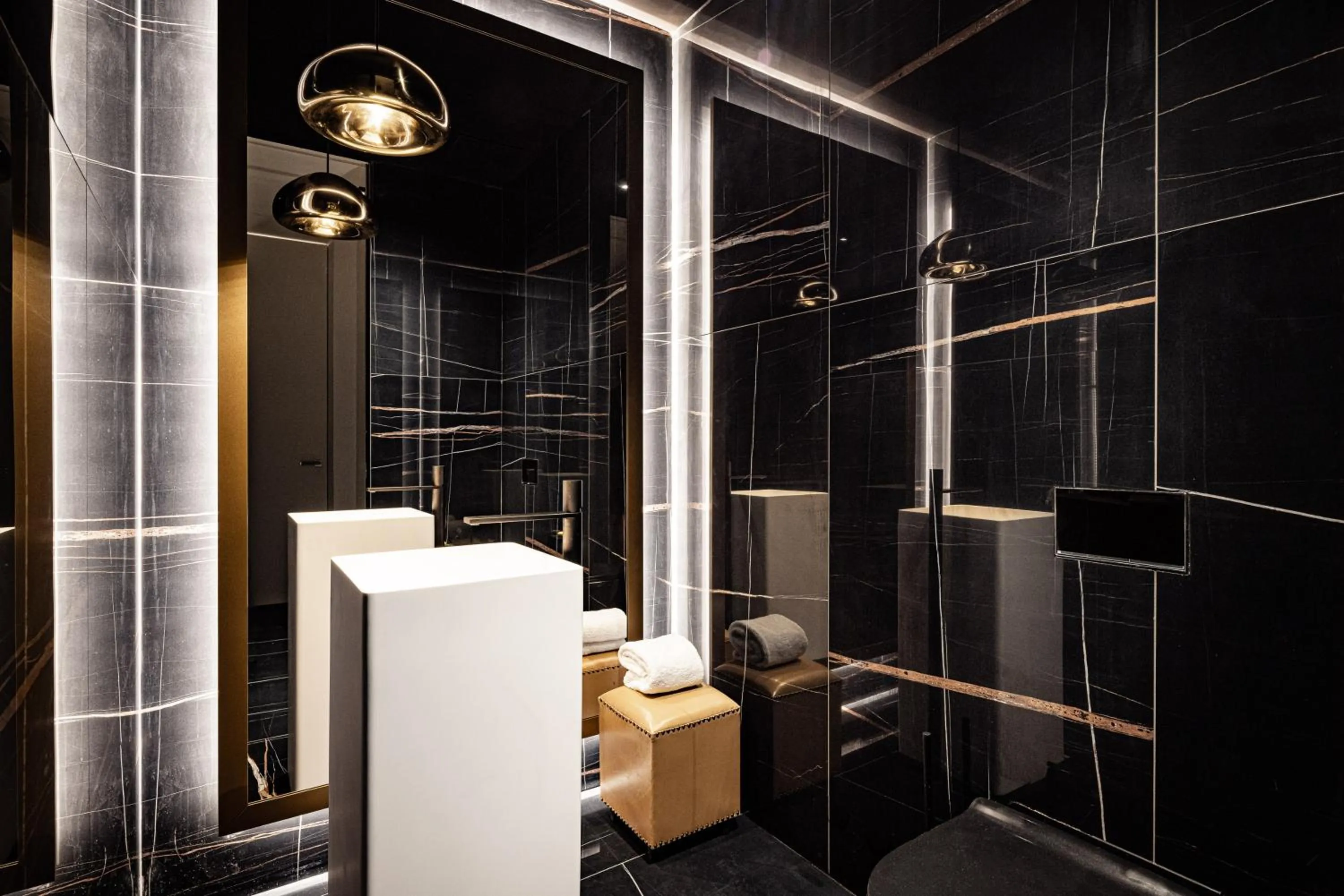 Bathroom in ARIA Retreat & SPA - The Leading Hotels of the World, located within Parco San Marco Resort