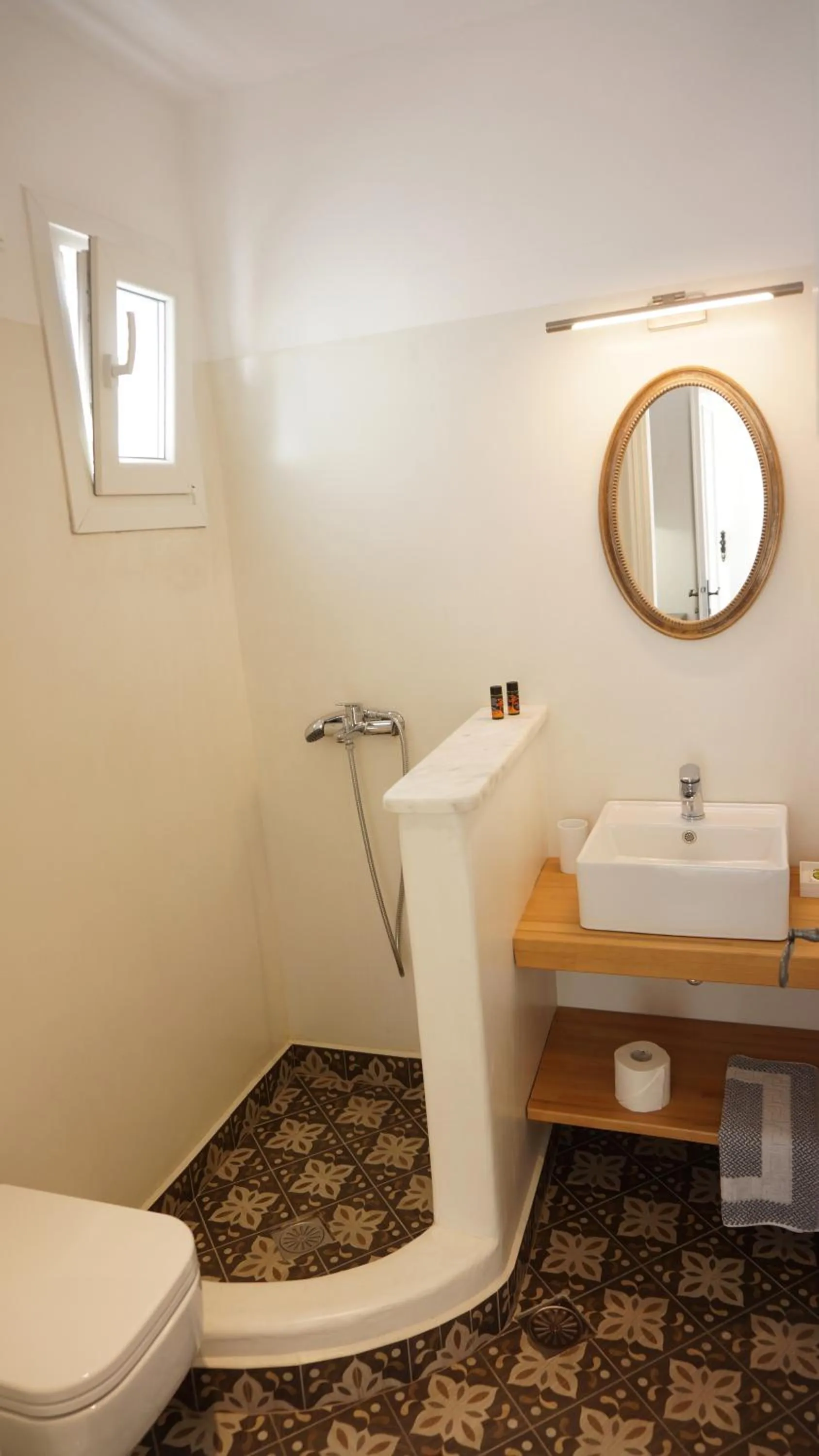 Bathroom in Maria Elena - Suite Home
