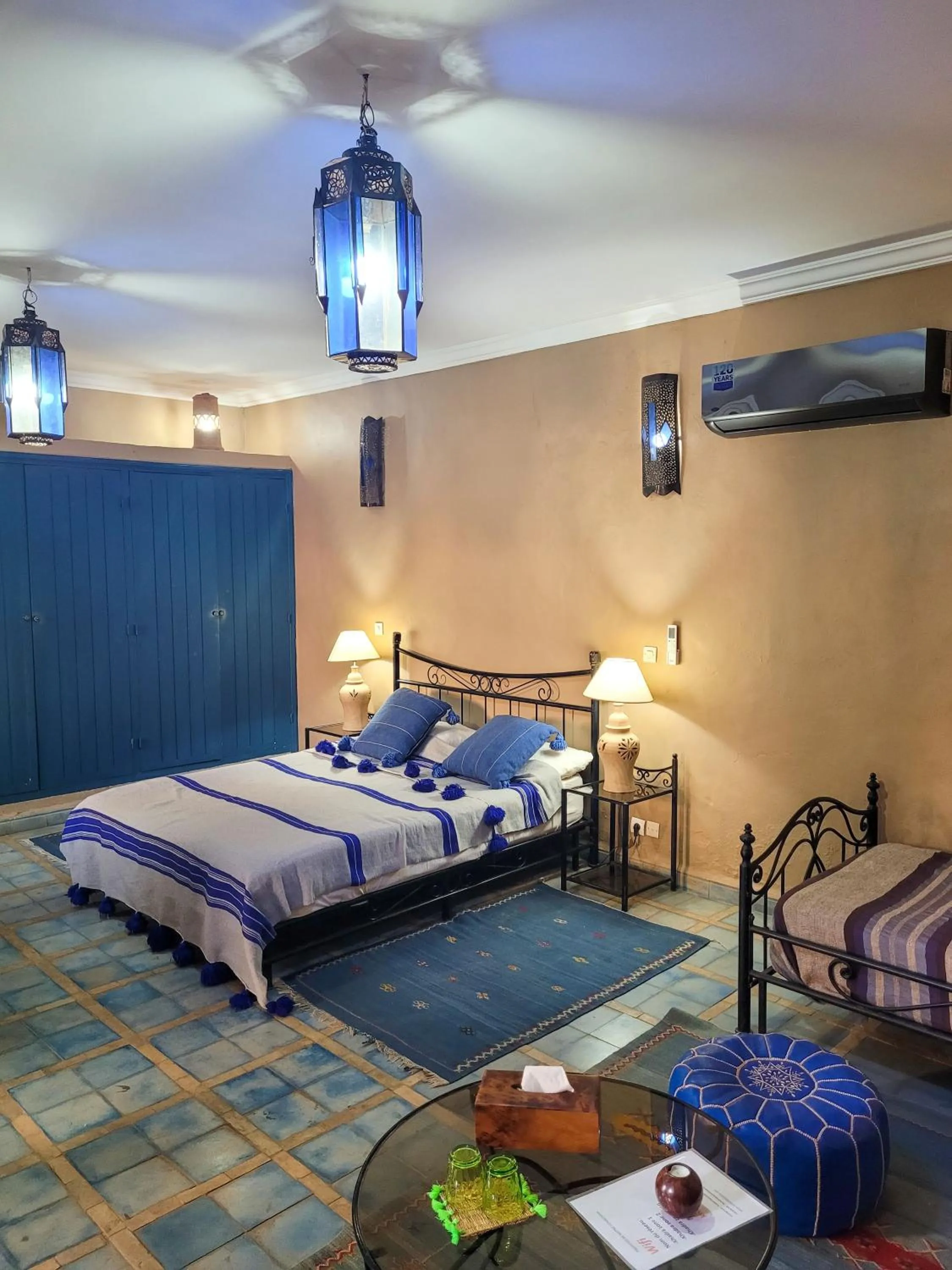 Bed in Riad Ain Khadra