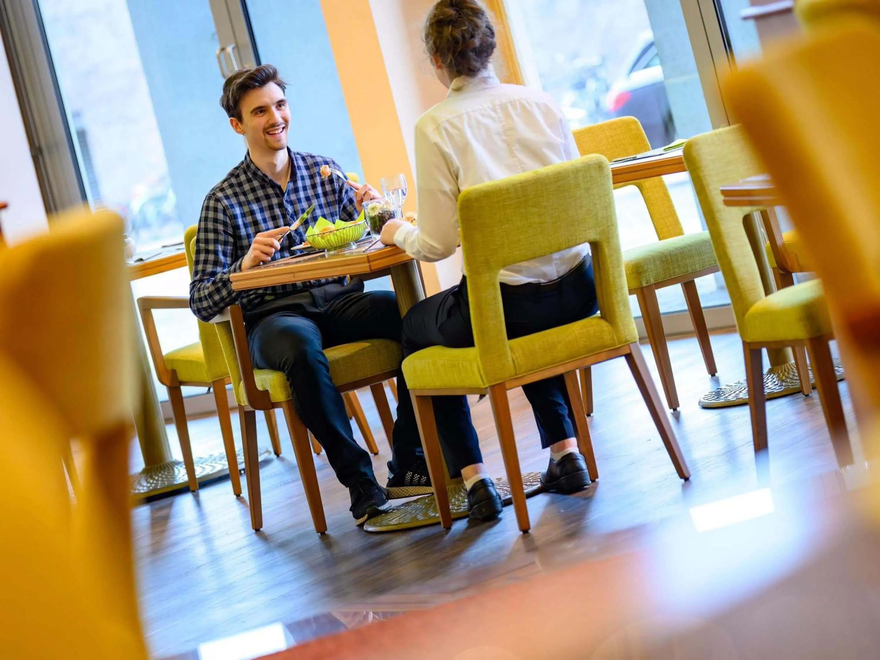 Restaurant/places to eat in Novotel Freiburg am Konzerthaus