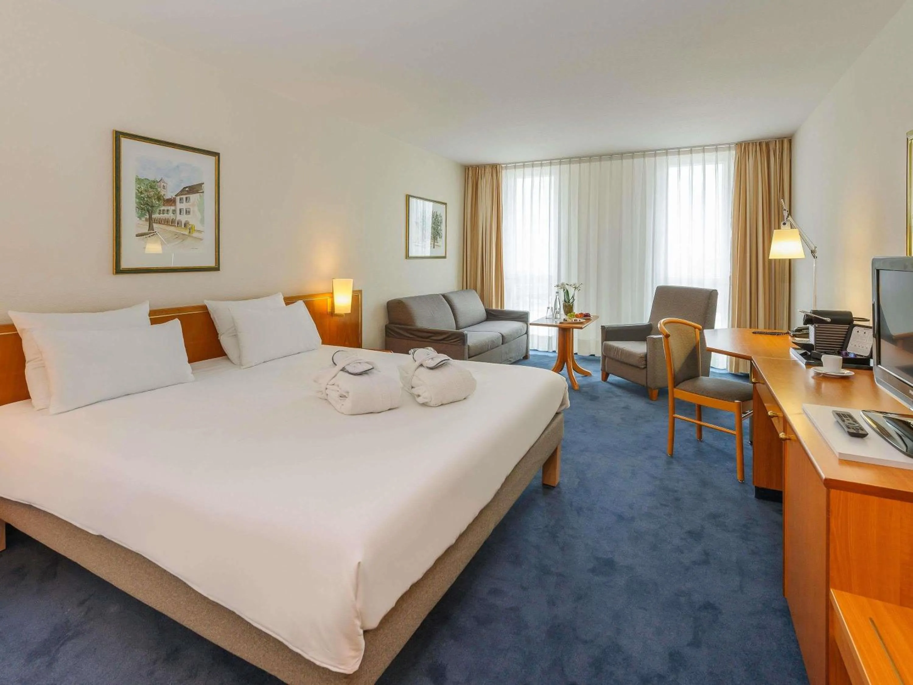 Bedroom, Bed in Novotel Freiburg am Konzerthaus