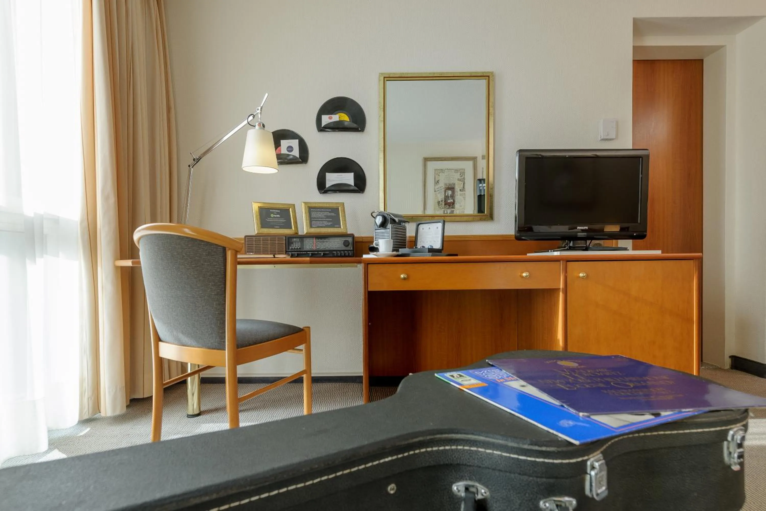 TV and multimedia in Novotel Freiburg am Konzerthaus