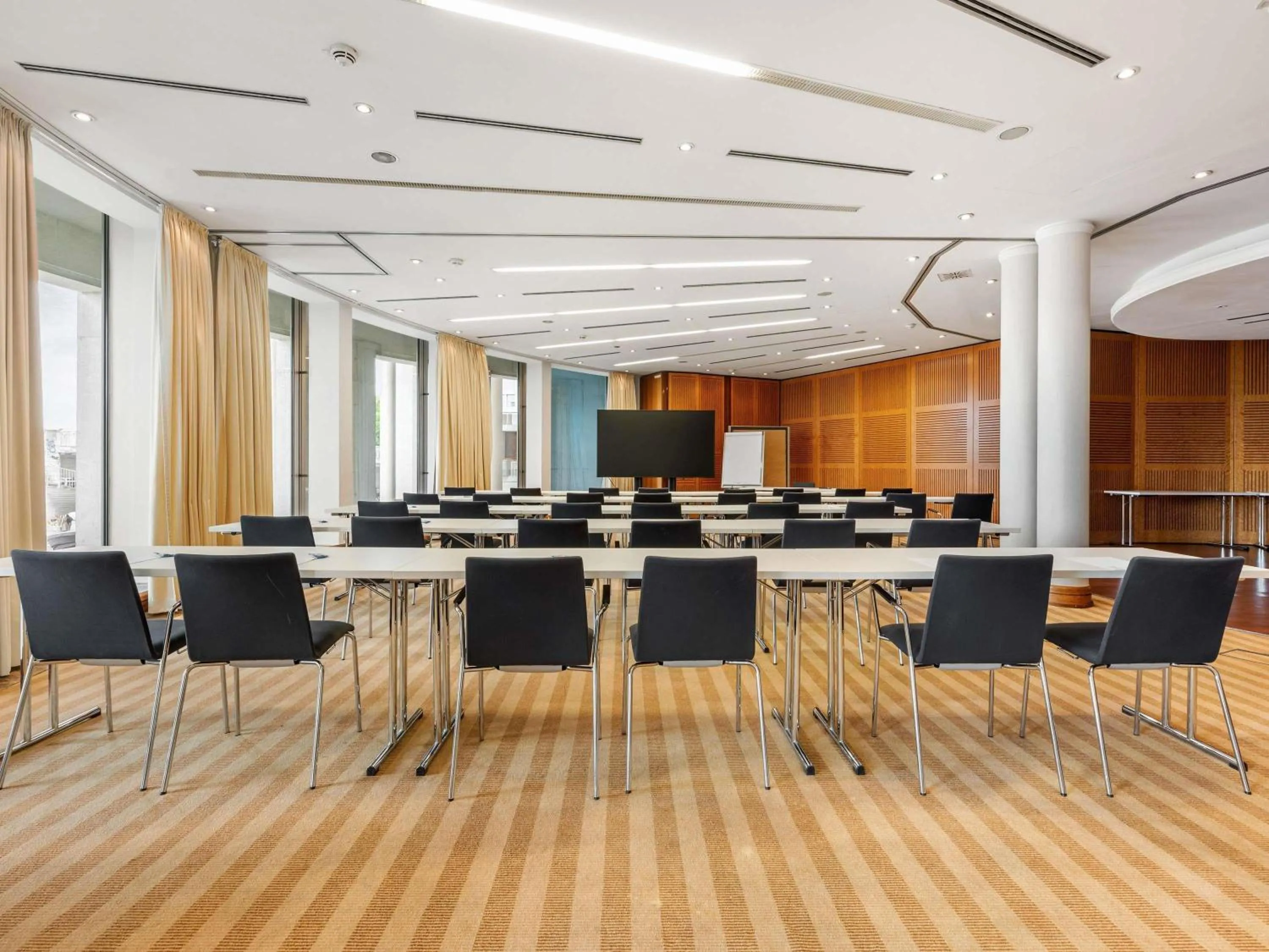 Meeting/conference room in Novotel Freiburg am Konzerthaus