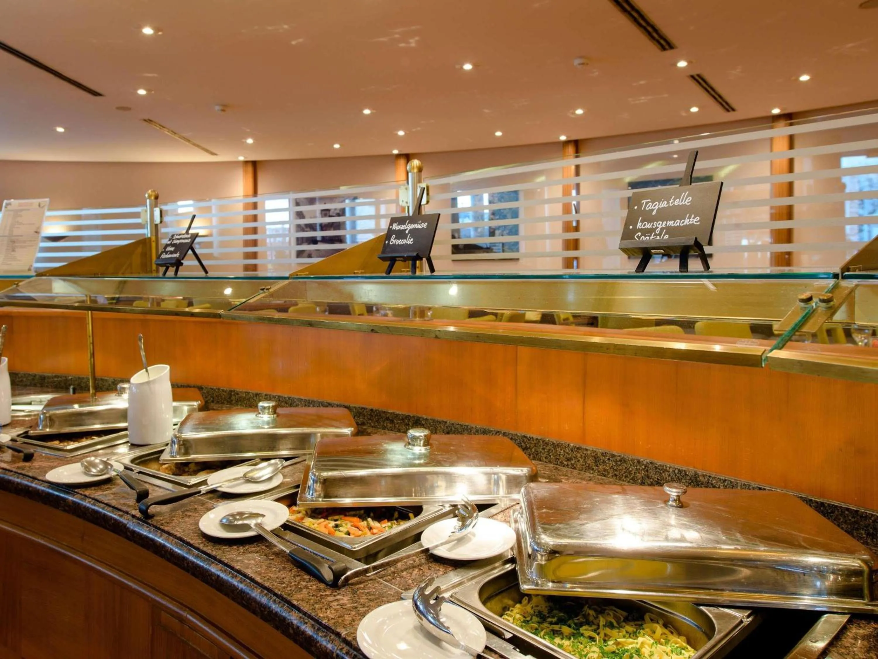 Breakfast in Novotel Freiburg am Konzerthaus