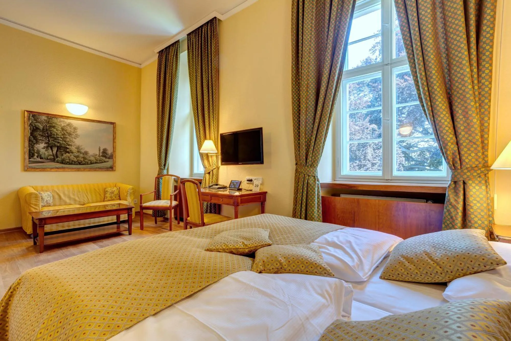 Photo of the whole room, Bed in Schloss Lübbenau