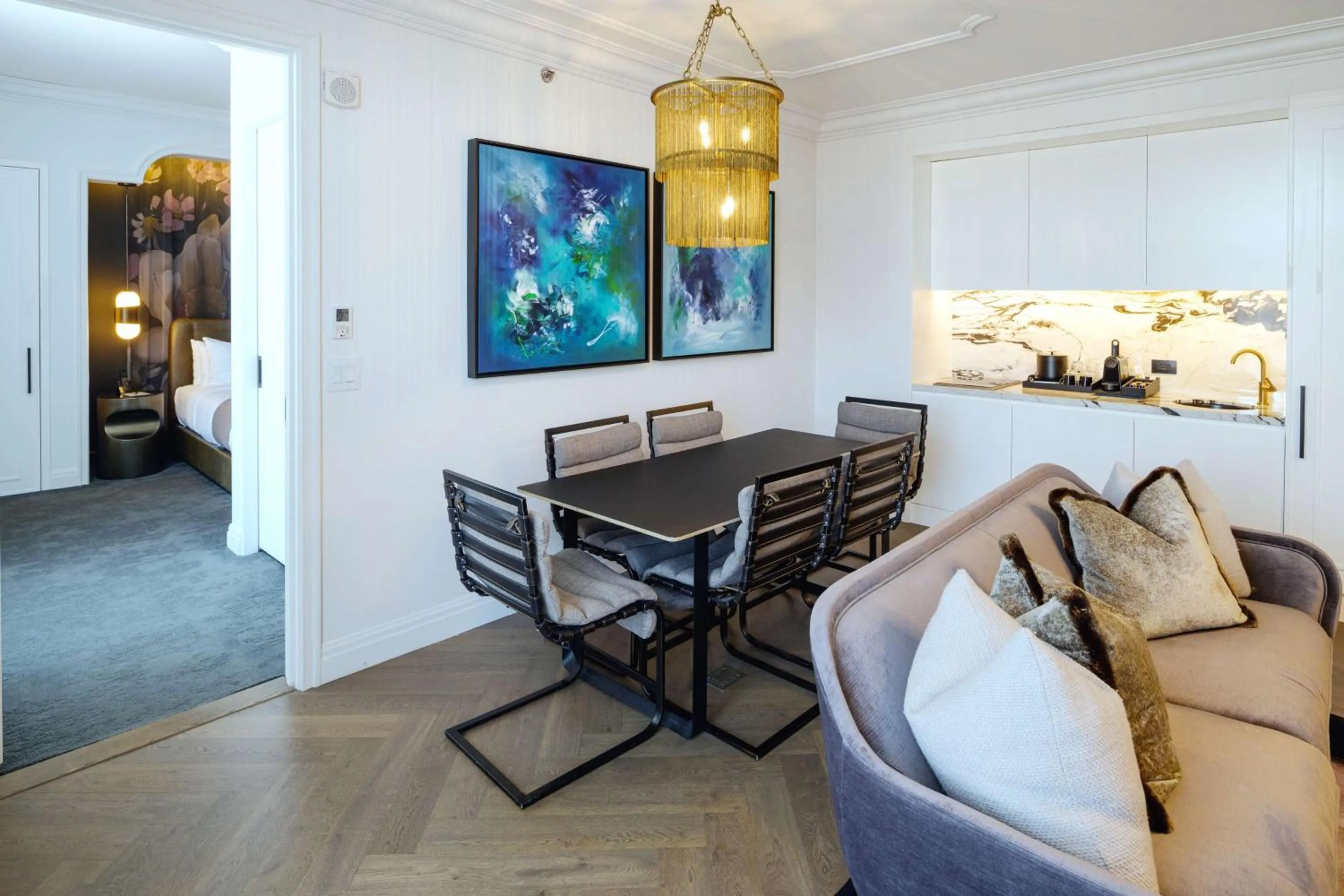 Living room in Daxton Hotel Birmingham, Curio Collection by Hilton