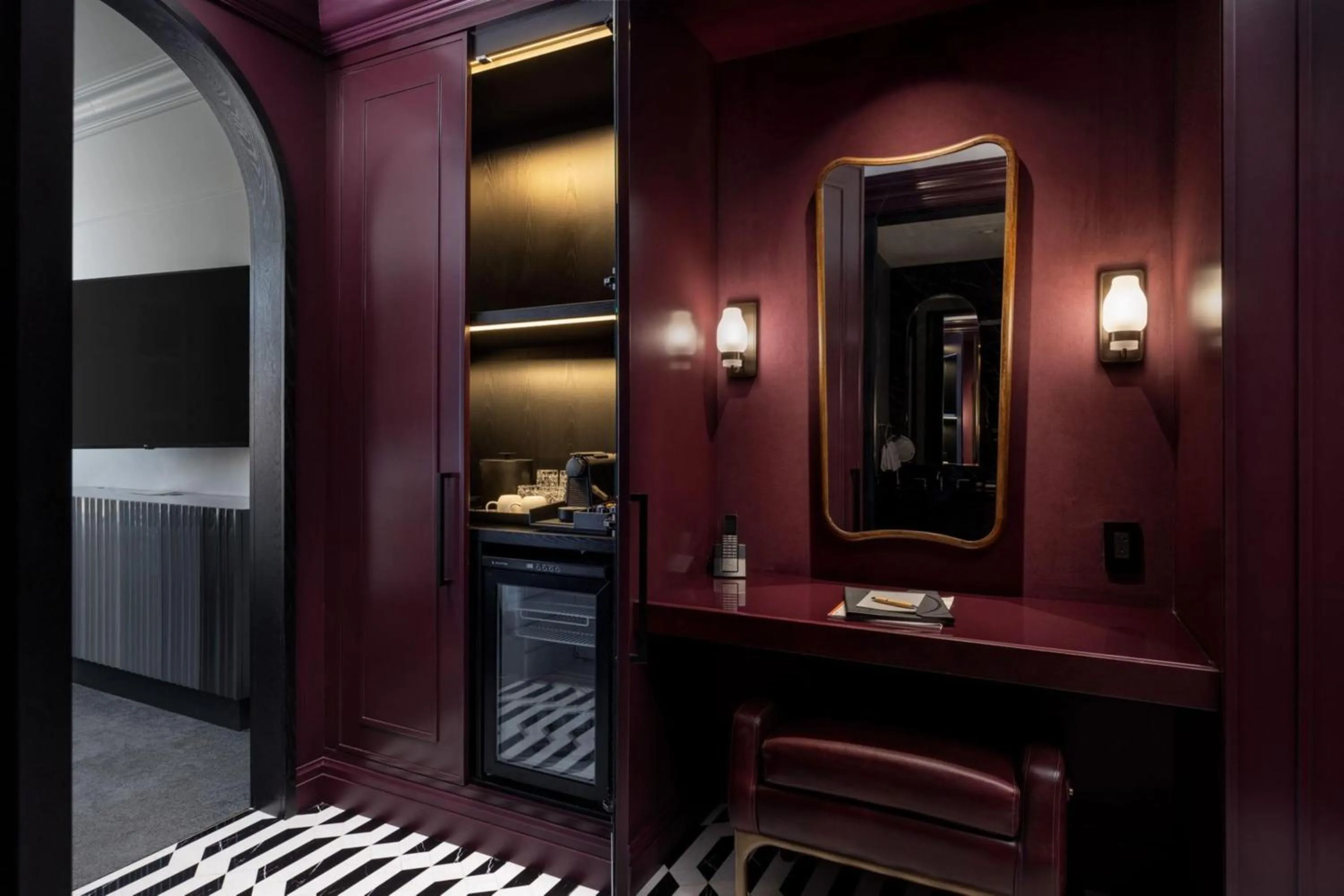 Bedroom in Daxton Hotel Birmingham, Curio Collection by Hilton