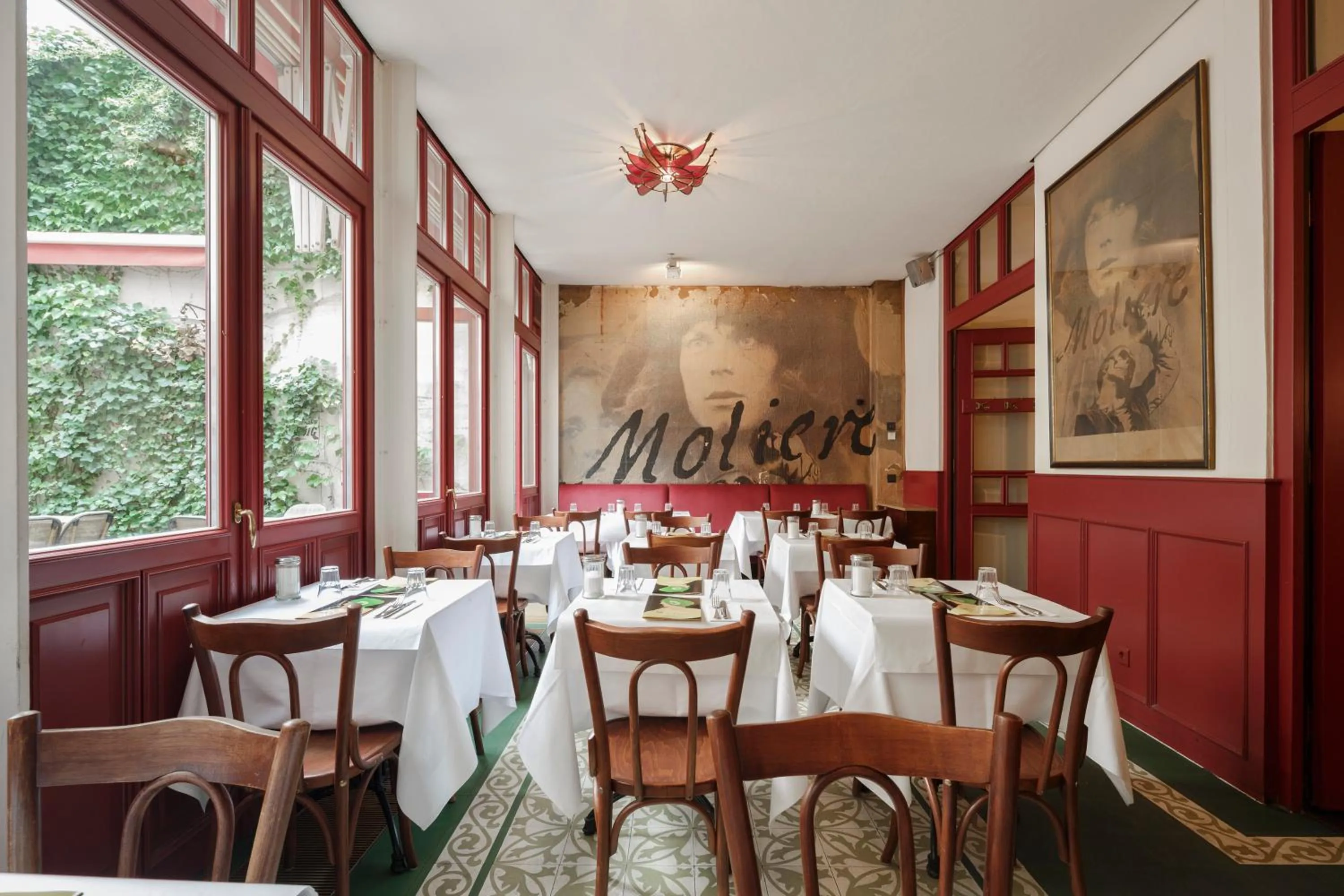 Hotel Orphée - Großes Haus