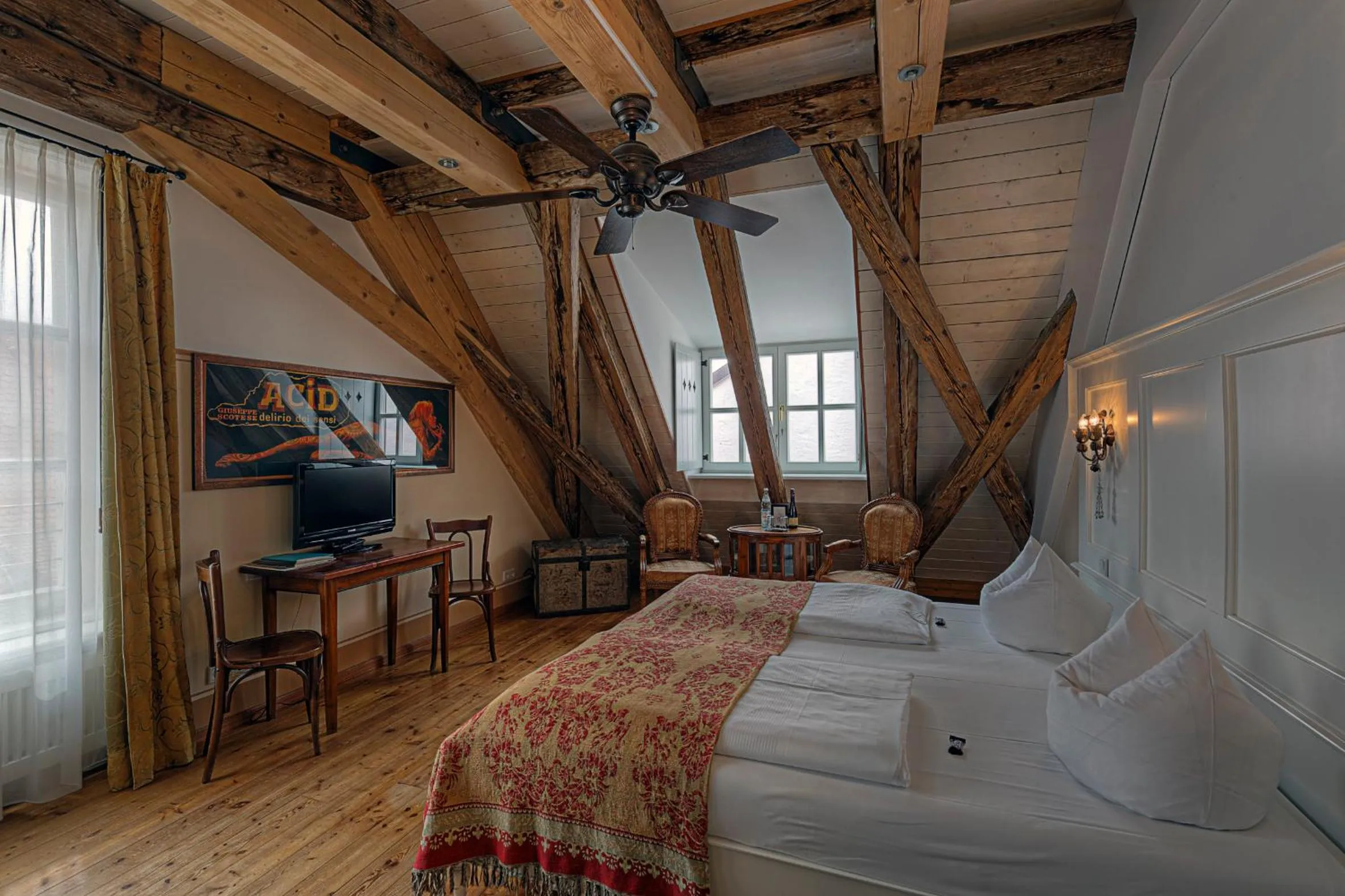 Bed in Hotel Orphée - Großes Haus