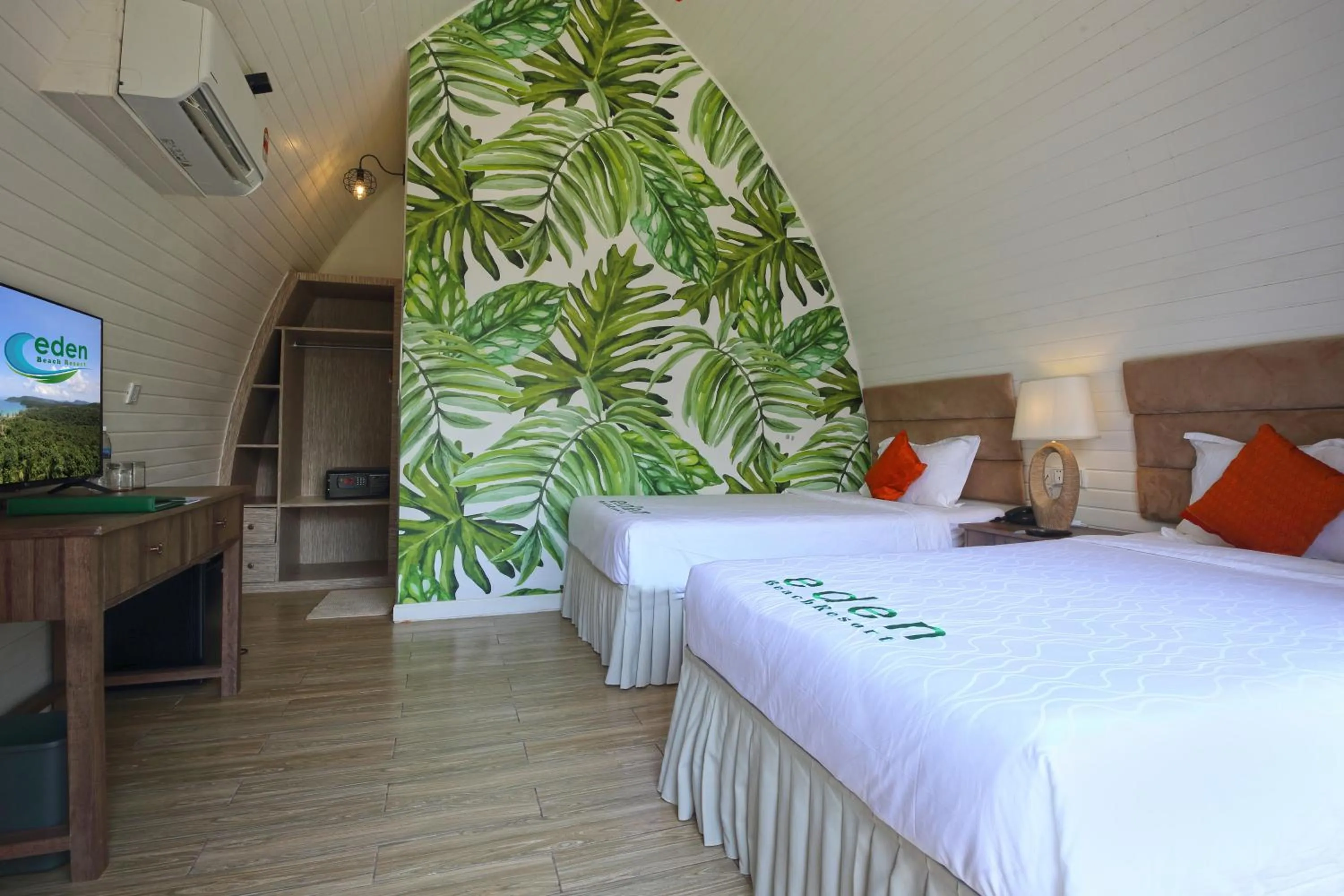 Bedroom, Bed in Eden Beach Resort by EHM