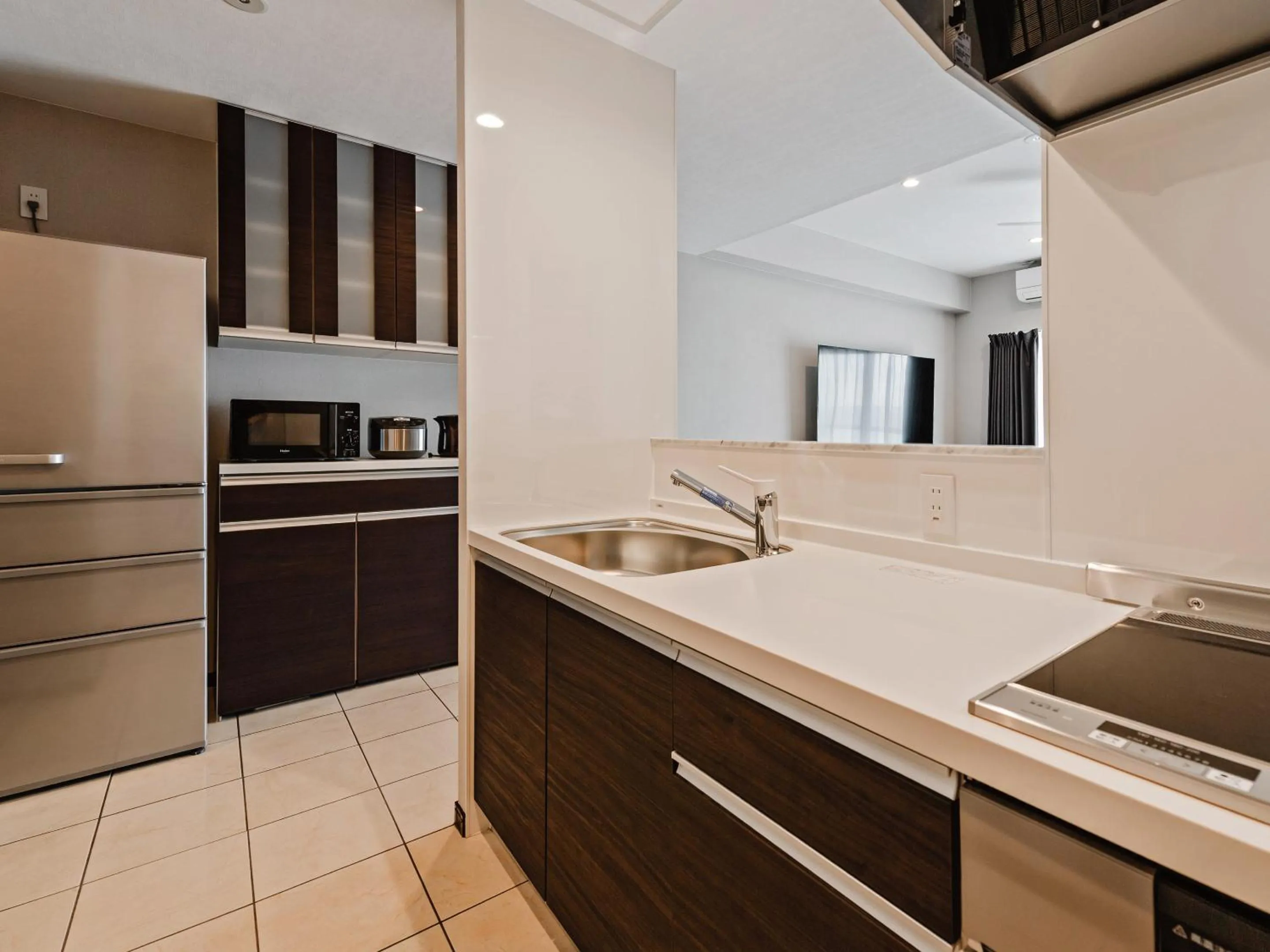 Kitchen or kitchenette in Family Condo Chatan Hills by Coldio Premium