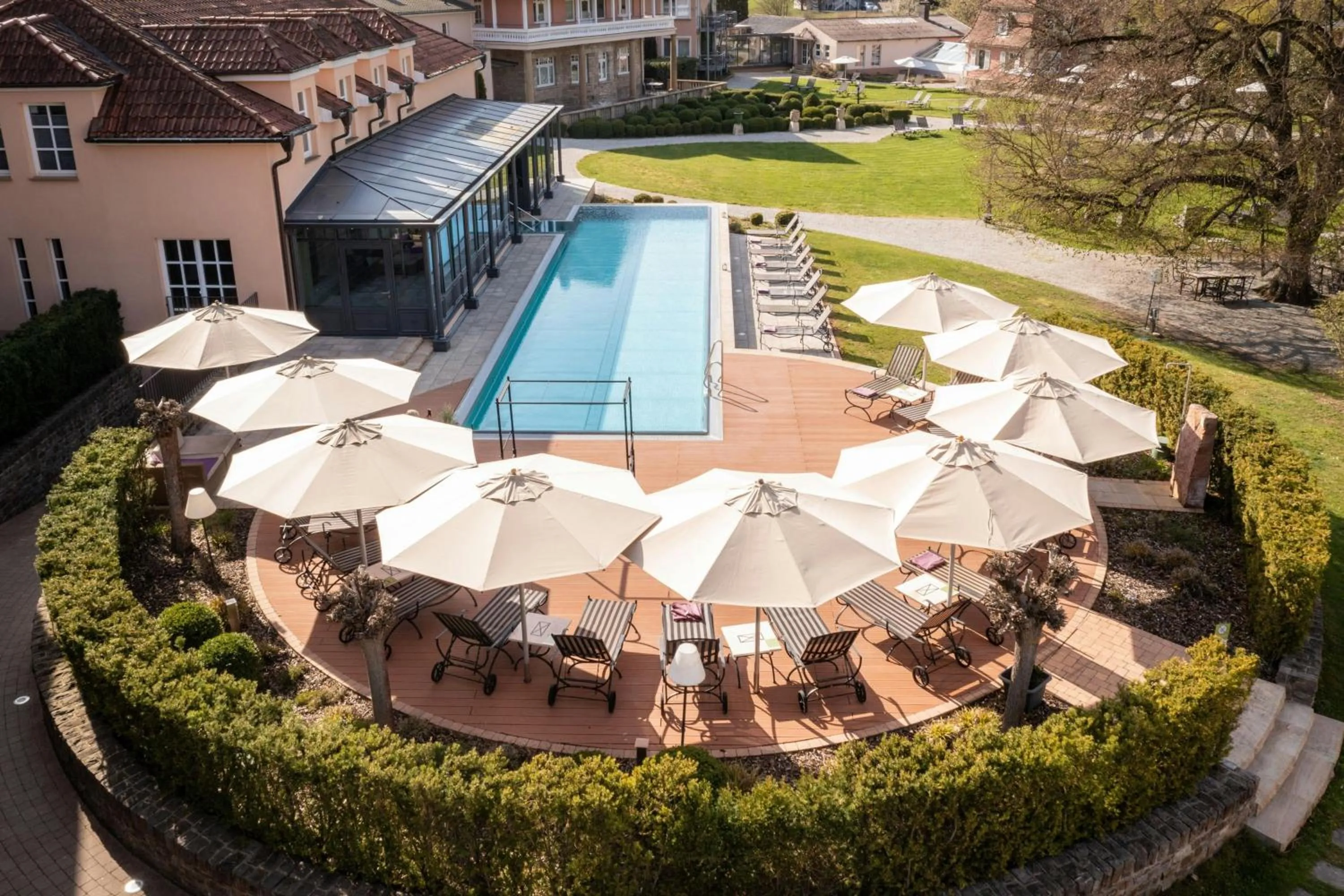 Swimming pool in Bollants SPA im Park, Autograph Collection