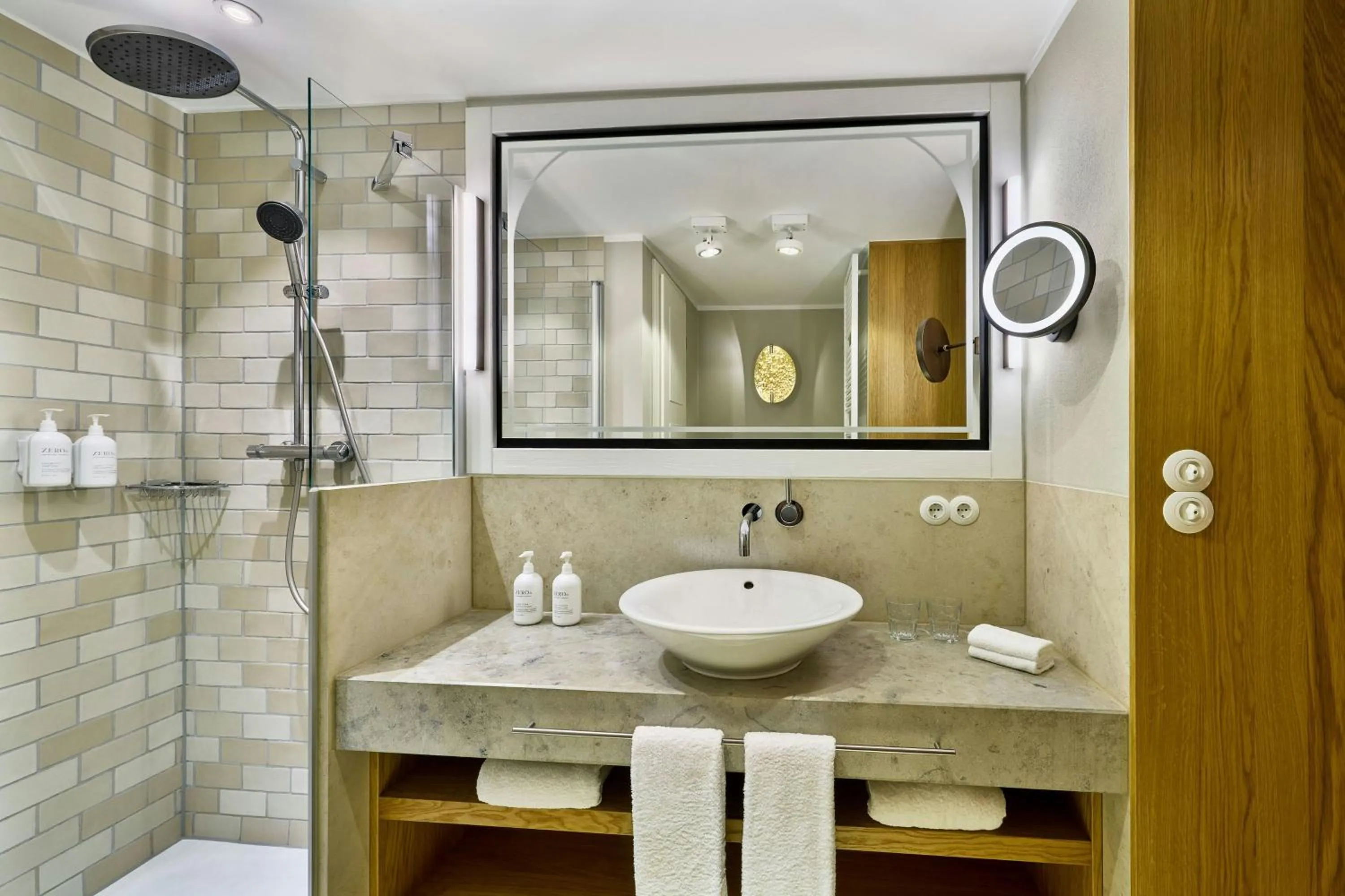 Bathroom in Bollants SPA im Park, Autograph Collection