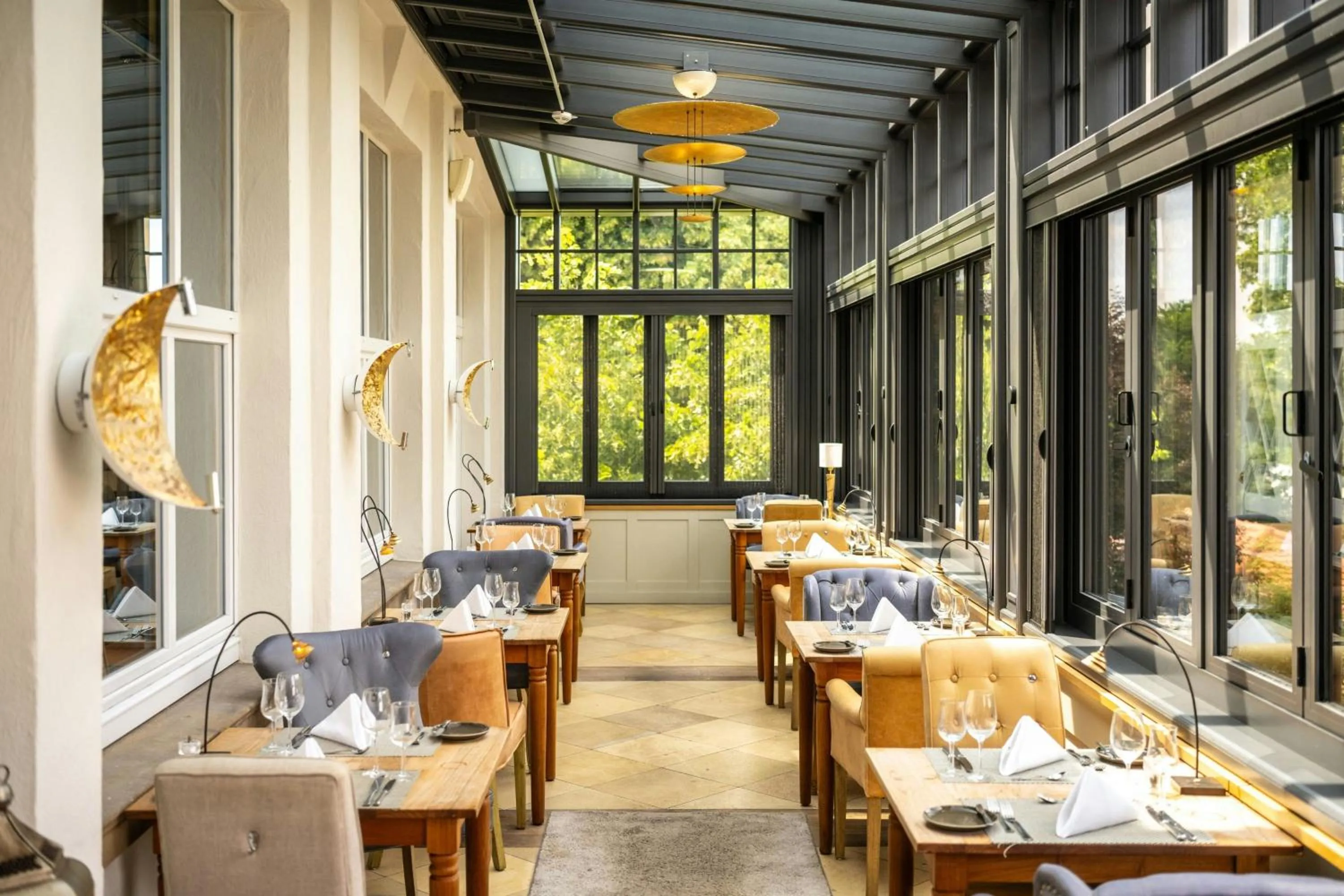 Restaurant/places to eat in Bollants SPA im Park, Autograph Collection