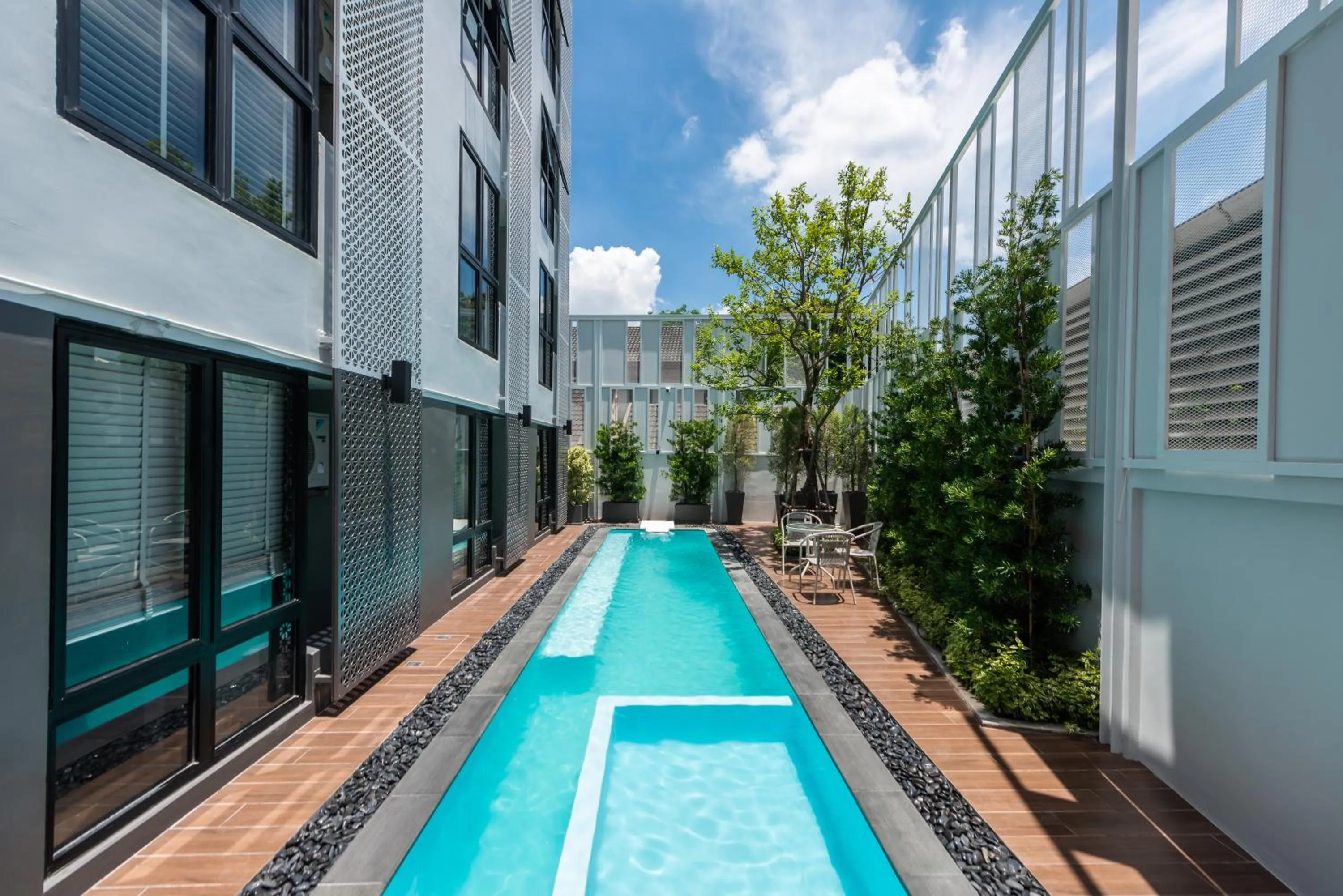 Swimming pool in Kaya Heritage Hotel