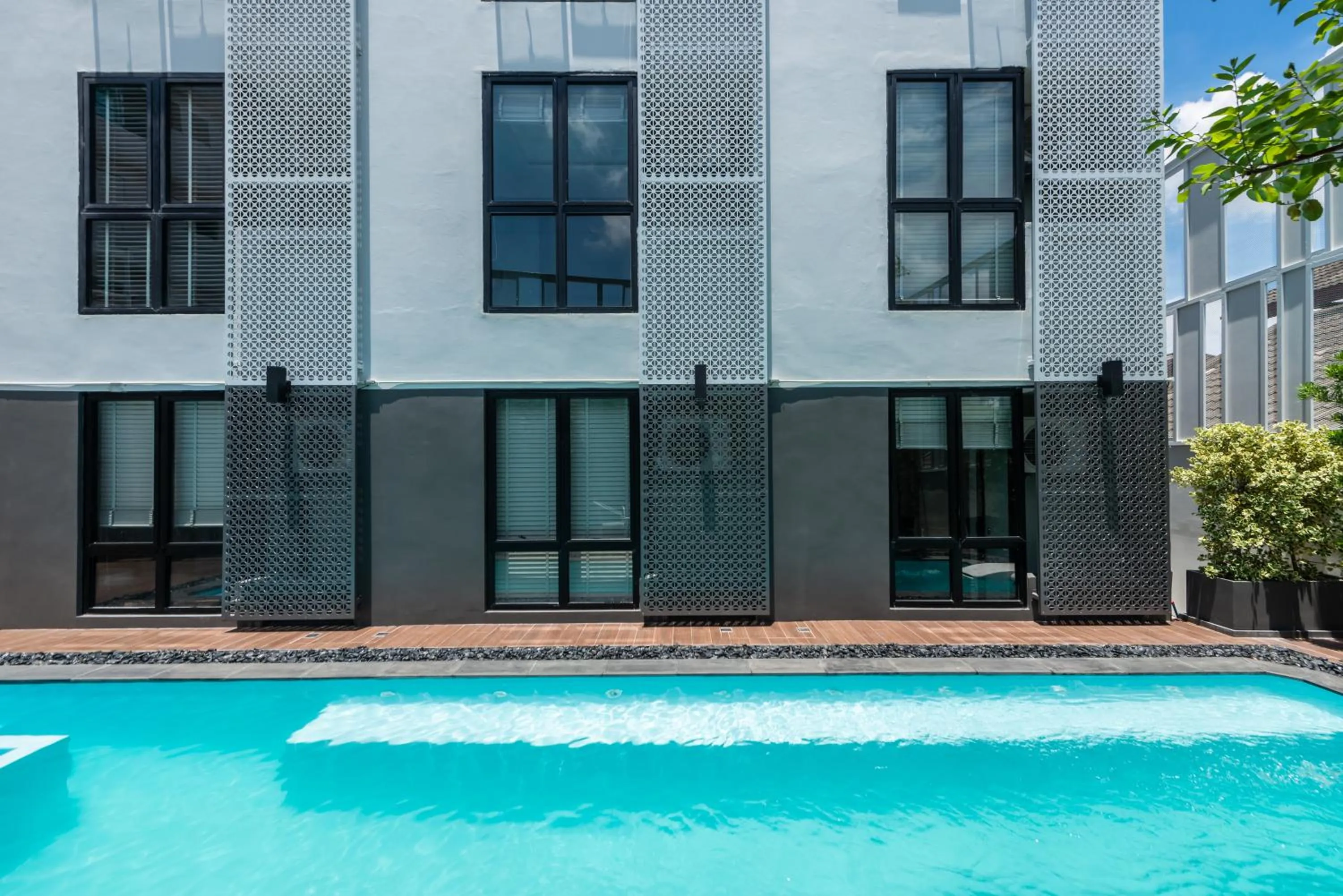 Swimming pool in Kaya Heritage Hotel