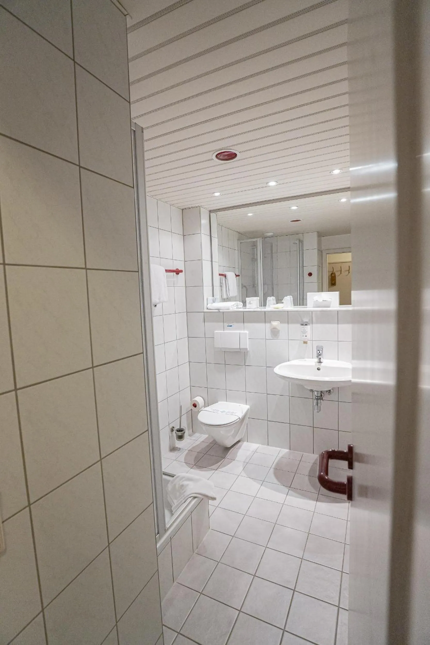 Bathroom in Hotel Märkischer Hof