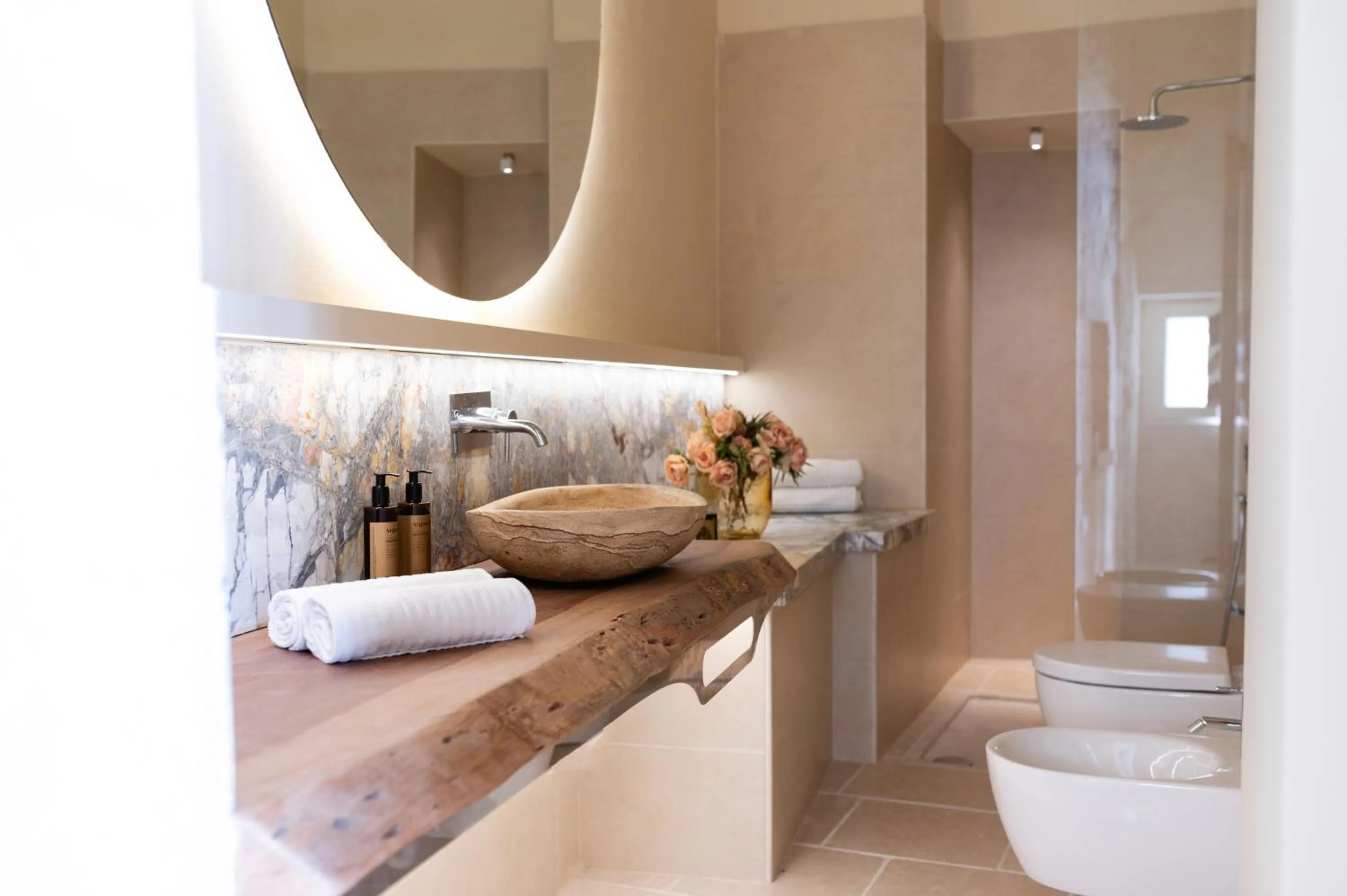 Bathroom in Pollicastro Boutique Hotel