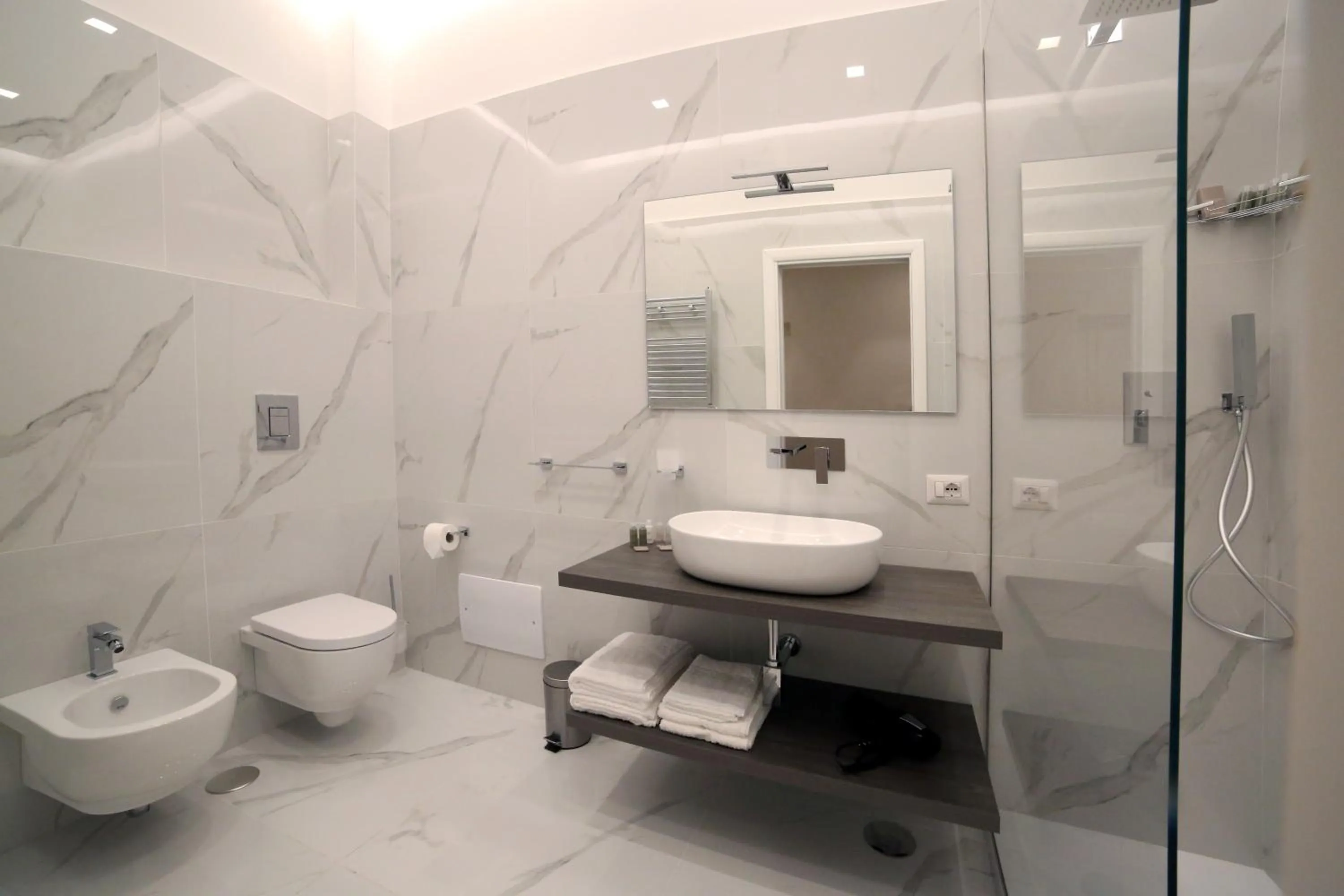 Bathroom in B&B Villa Sant'Elmo con parcheggio interno