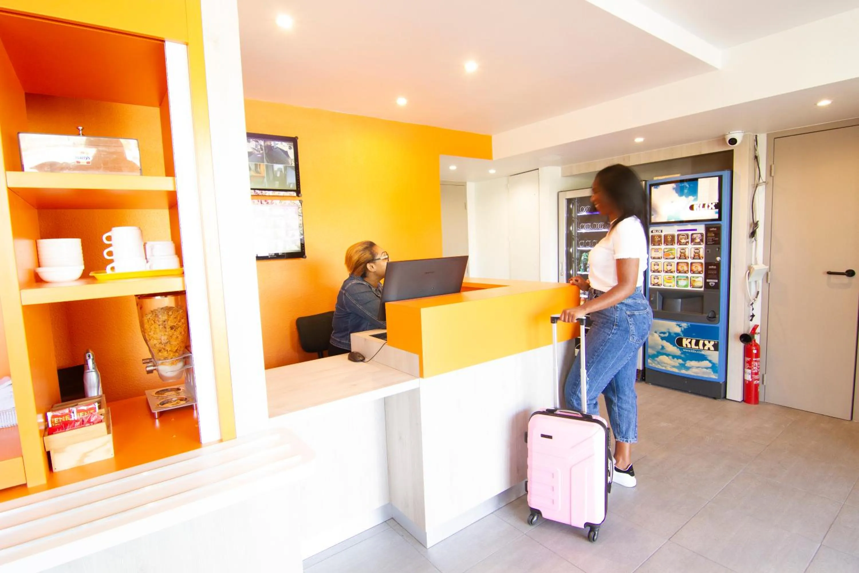 Staff in Premiere Classe Troyes Sud - Parc St Thibault - Buchères