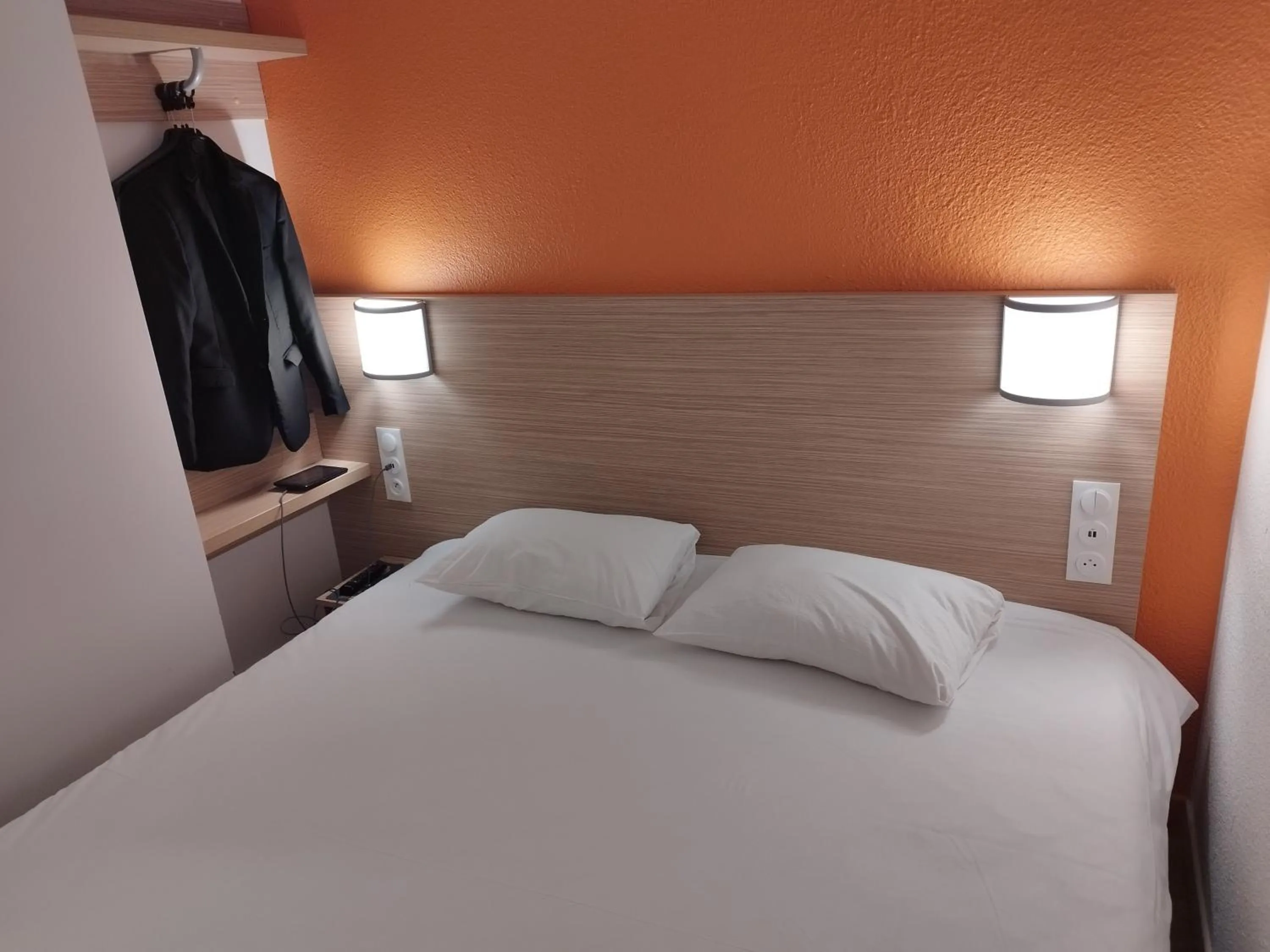 Bed in Premiere Classe Troyes Sud - Parc St Thibault - Buchères