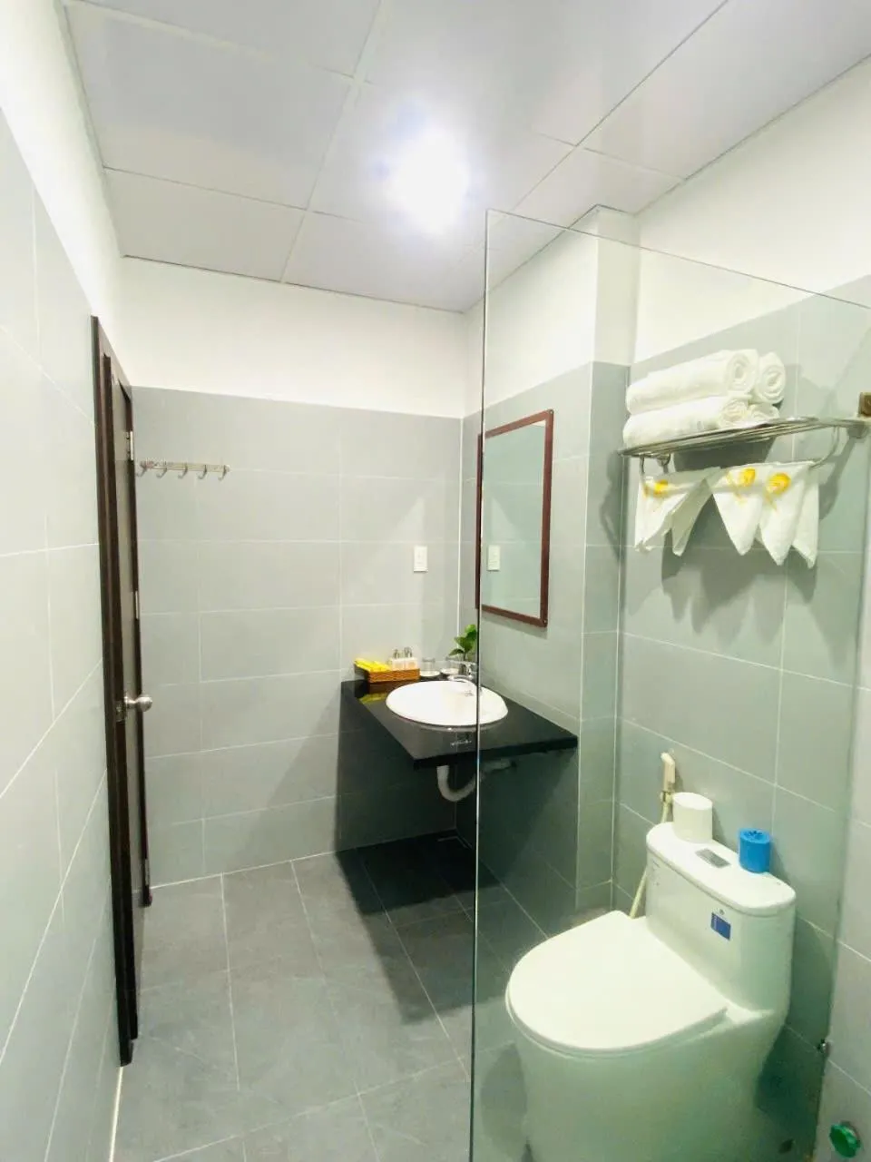 Shower in Hue Royal Hotel