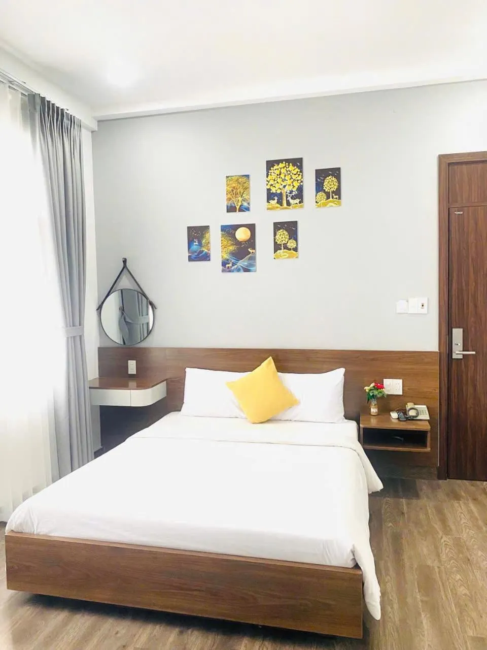 Bed in Hue Royal Hotel