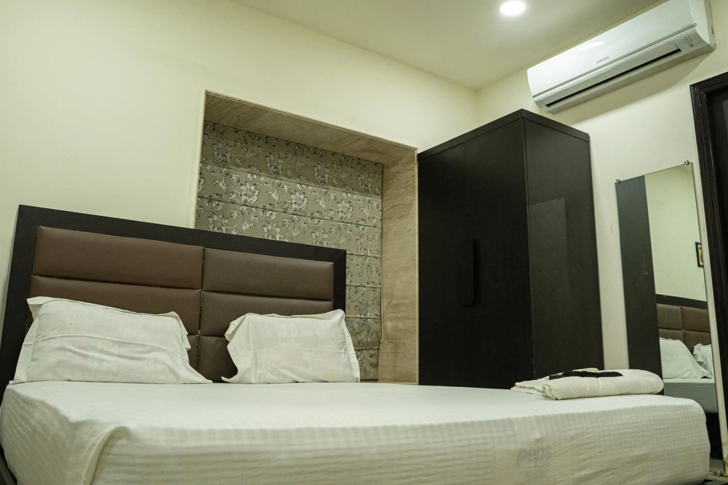 NK7 Guest House
