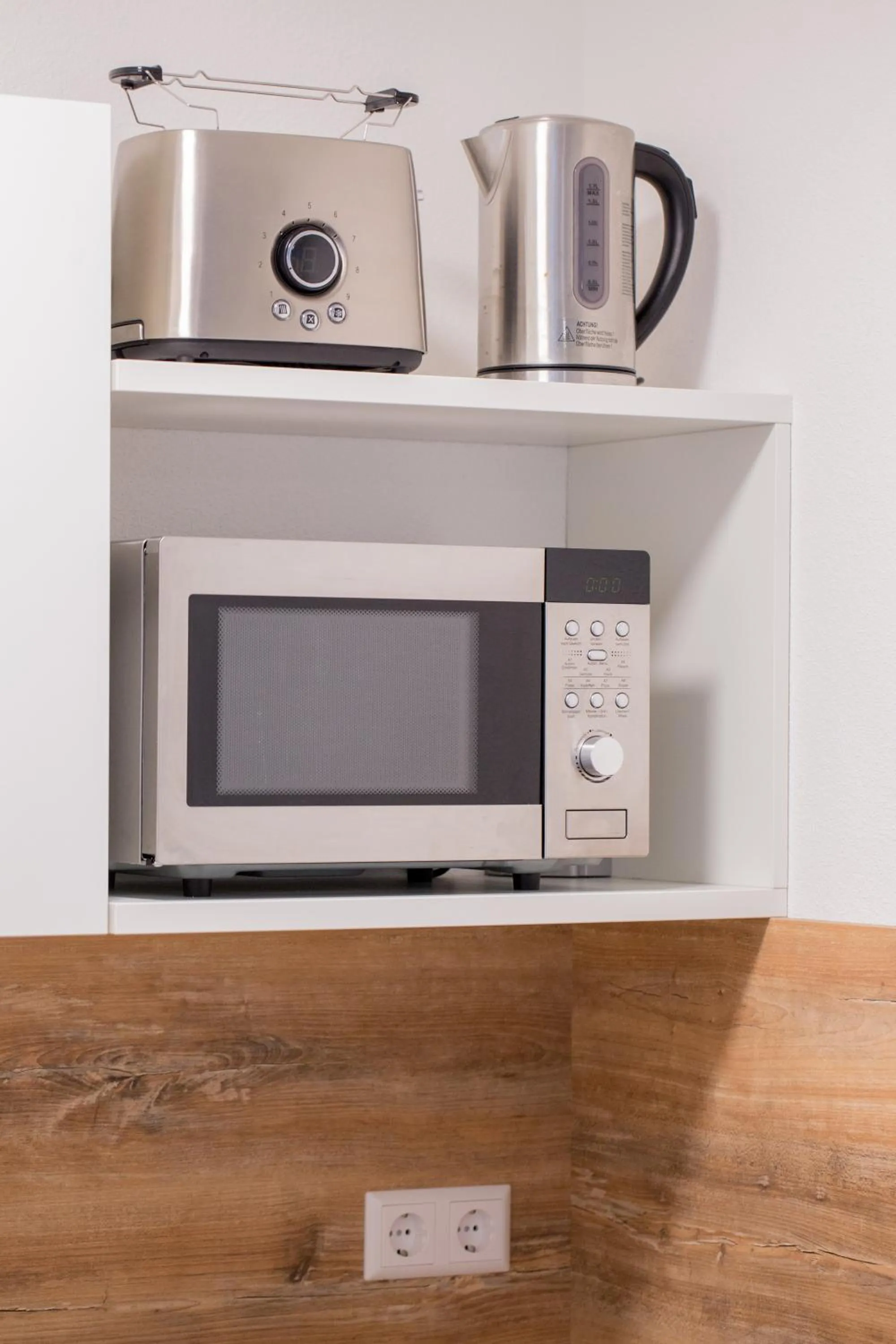 Decorative detail in Schoko-Apartments mit Bad & Küche