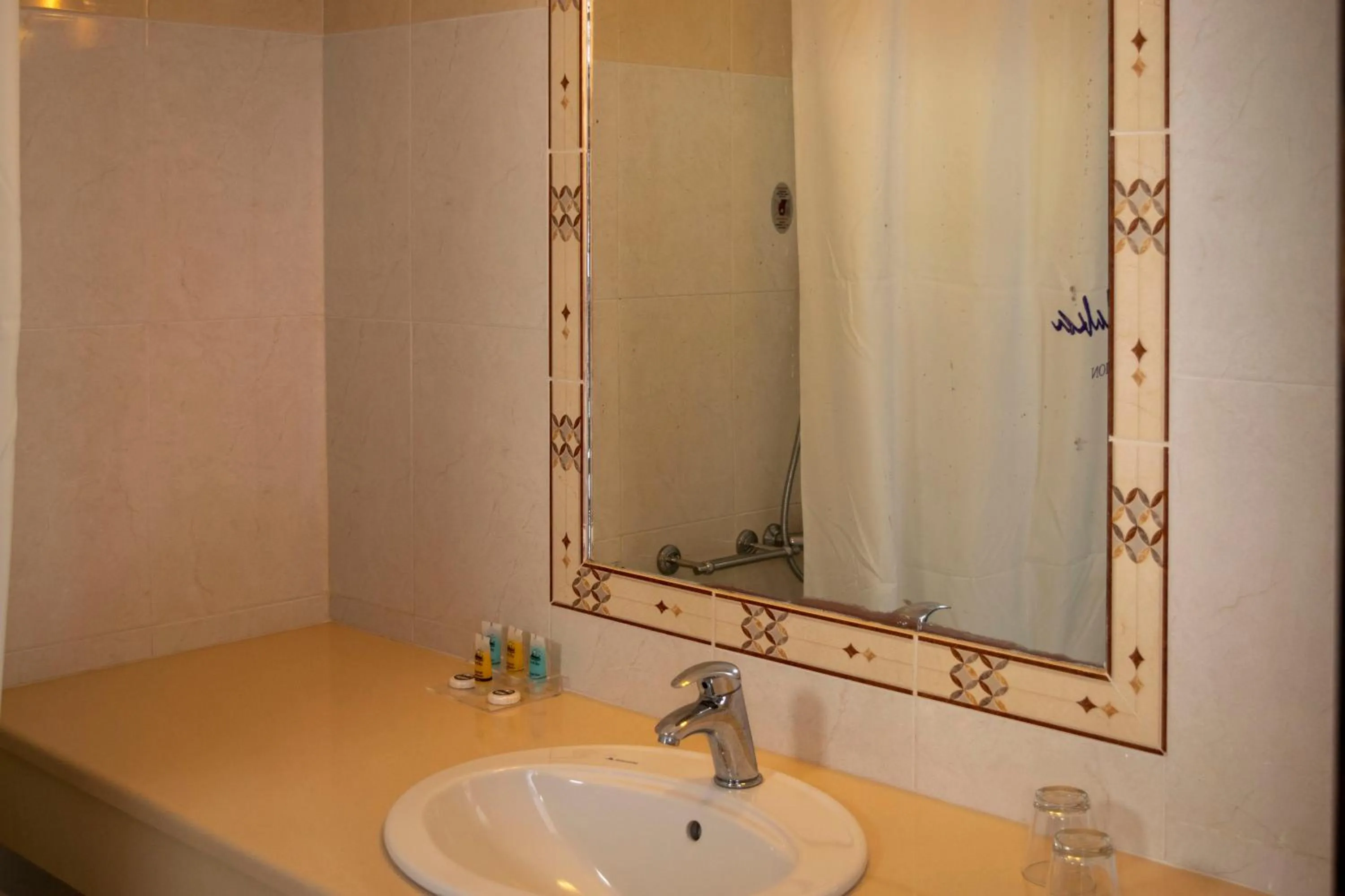 Bathroom in Giannoulaki Resort