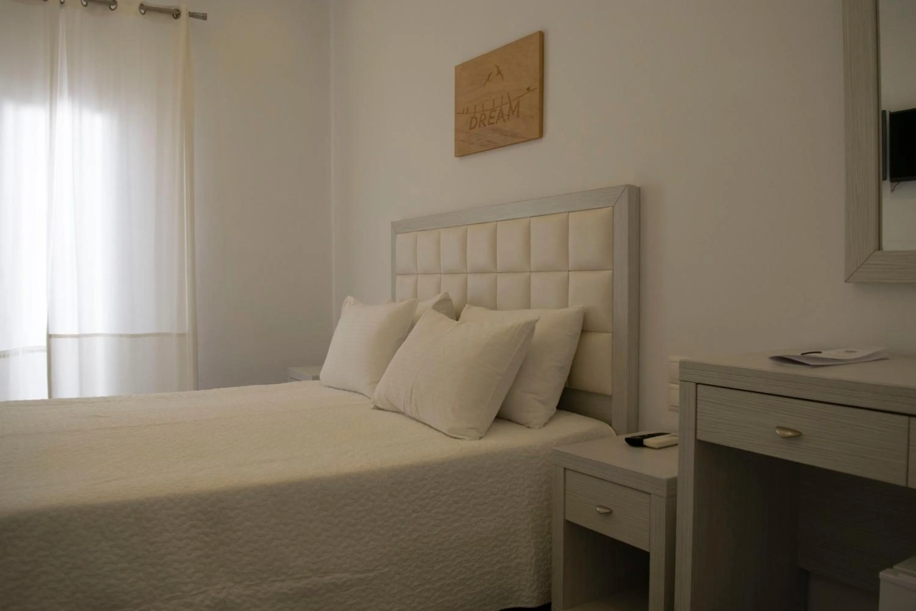 Photo of the whole room in Giannoulaki Resort