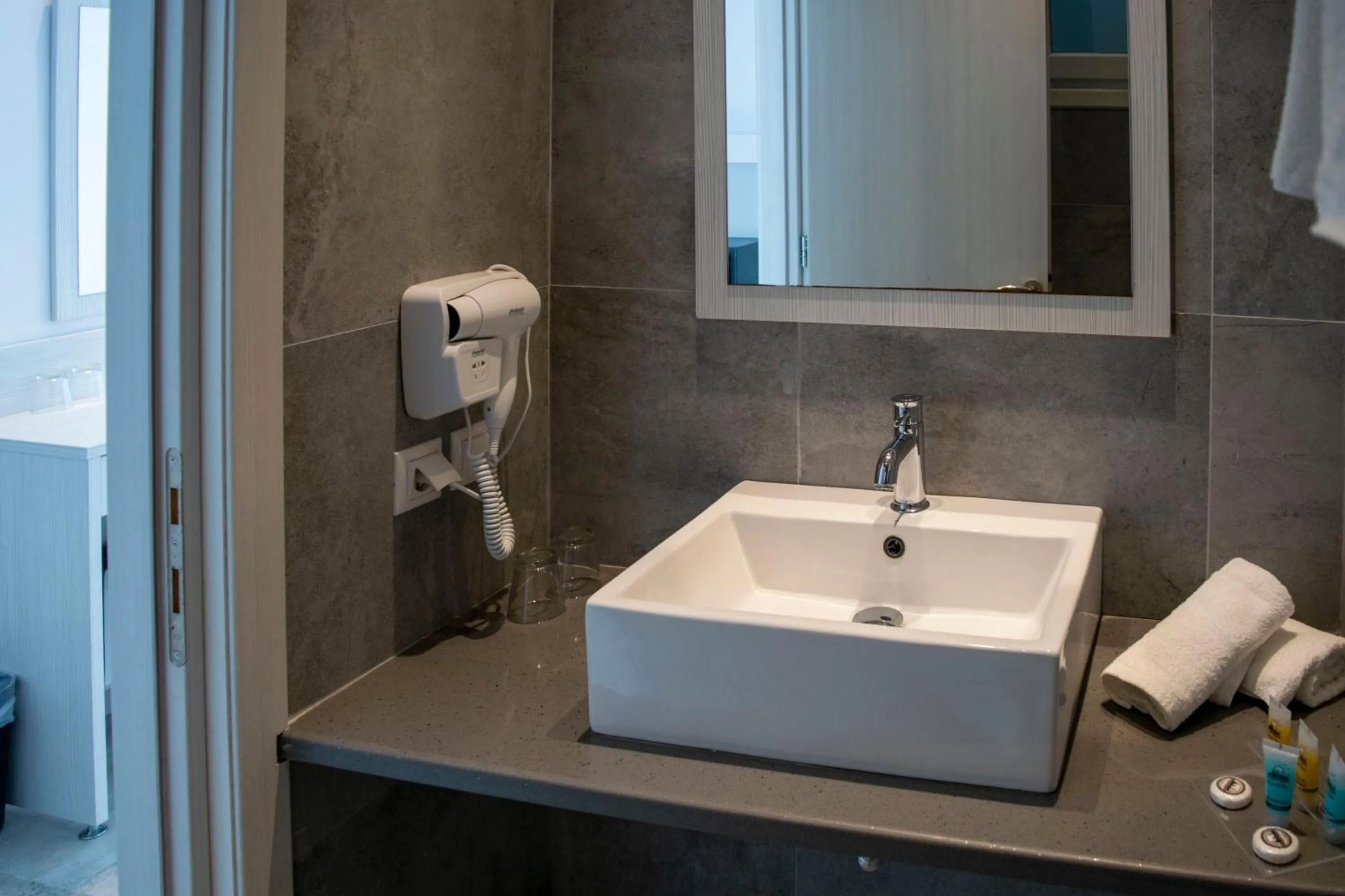 Bathroom in Giannoulaki Resort