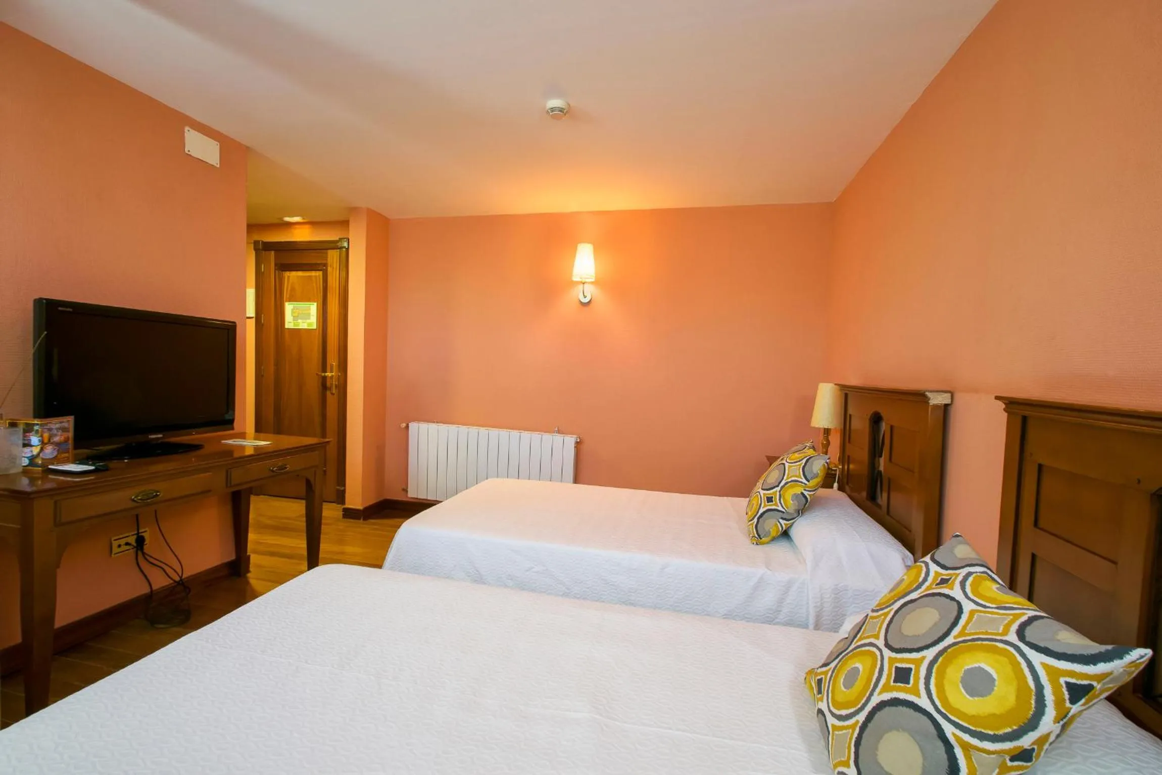 Photo of the whole room, Bed in Habitaciones Premium Finca la Casona