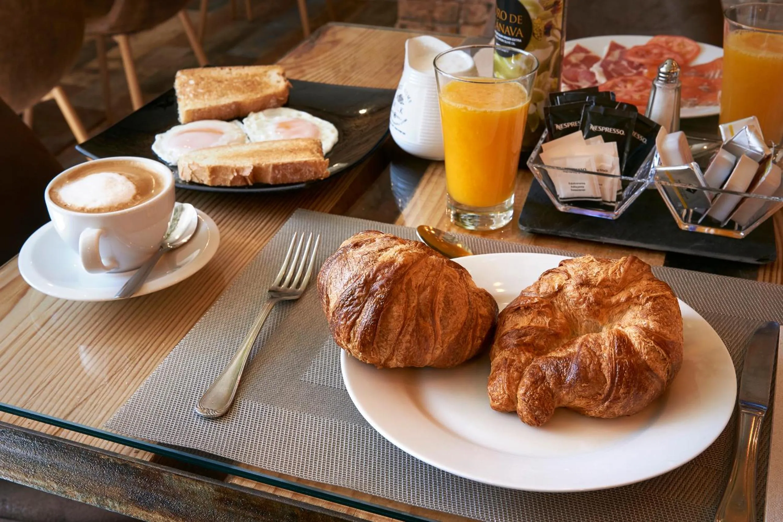 Breakfast in Habitaciones Premium Finca la Casona