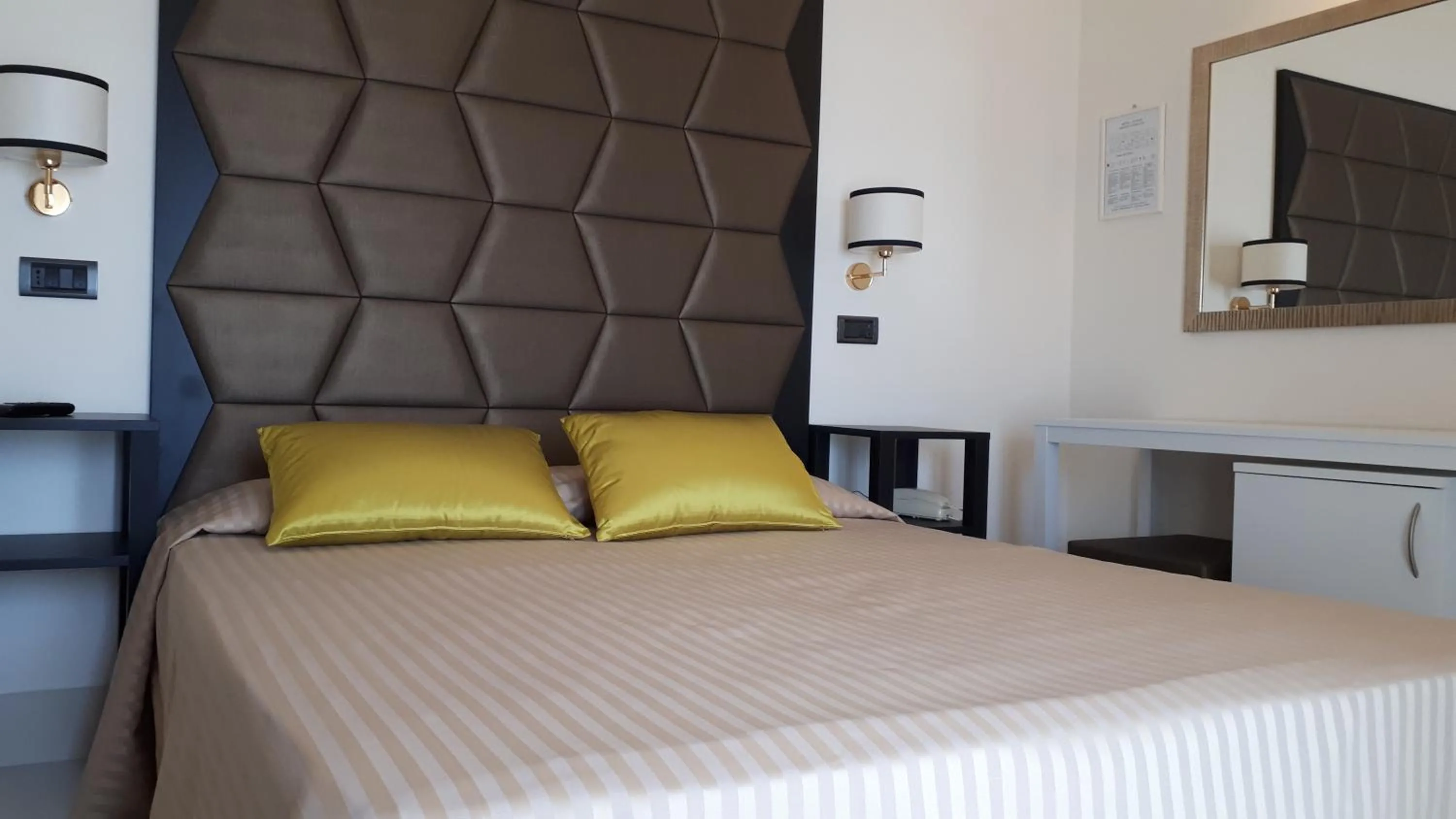 Photo of the whole room, Bed in Hotel La Pace - Bianchi Hotels