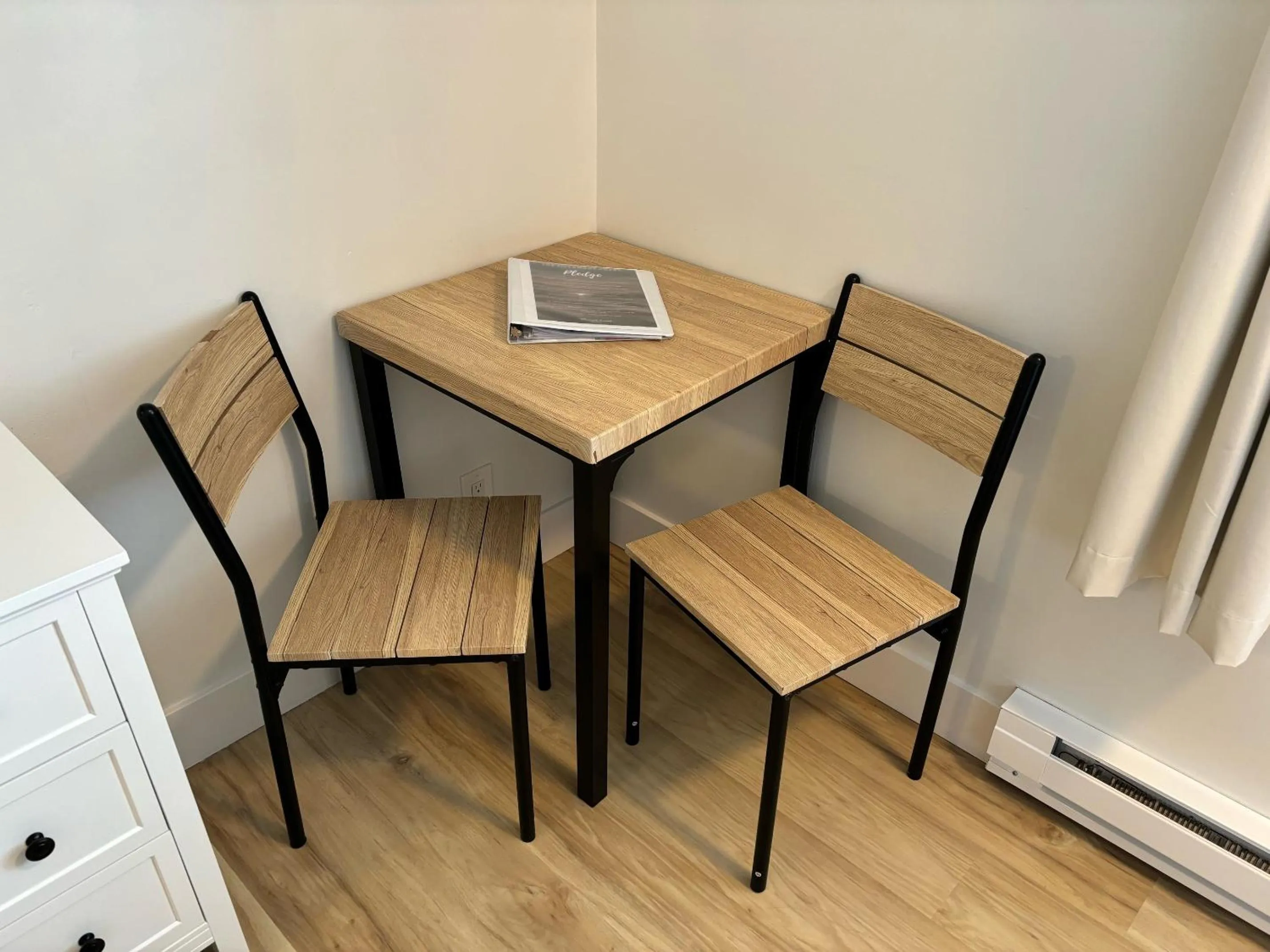 Dining area in San Dune Inn