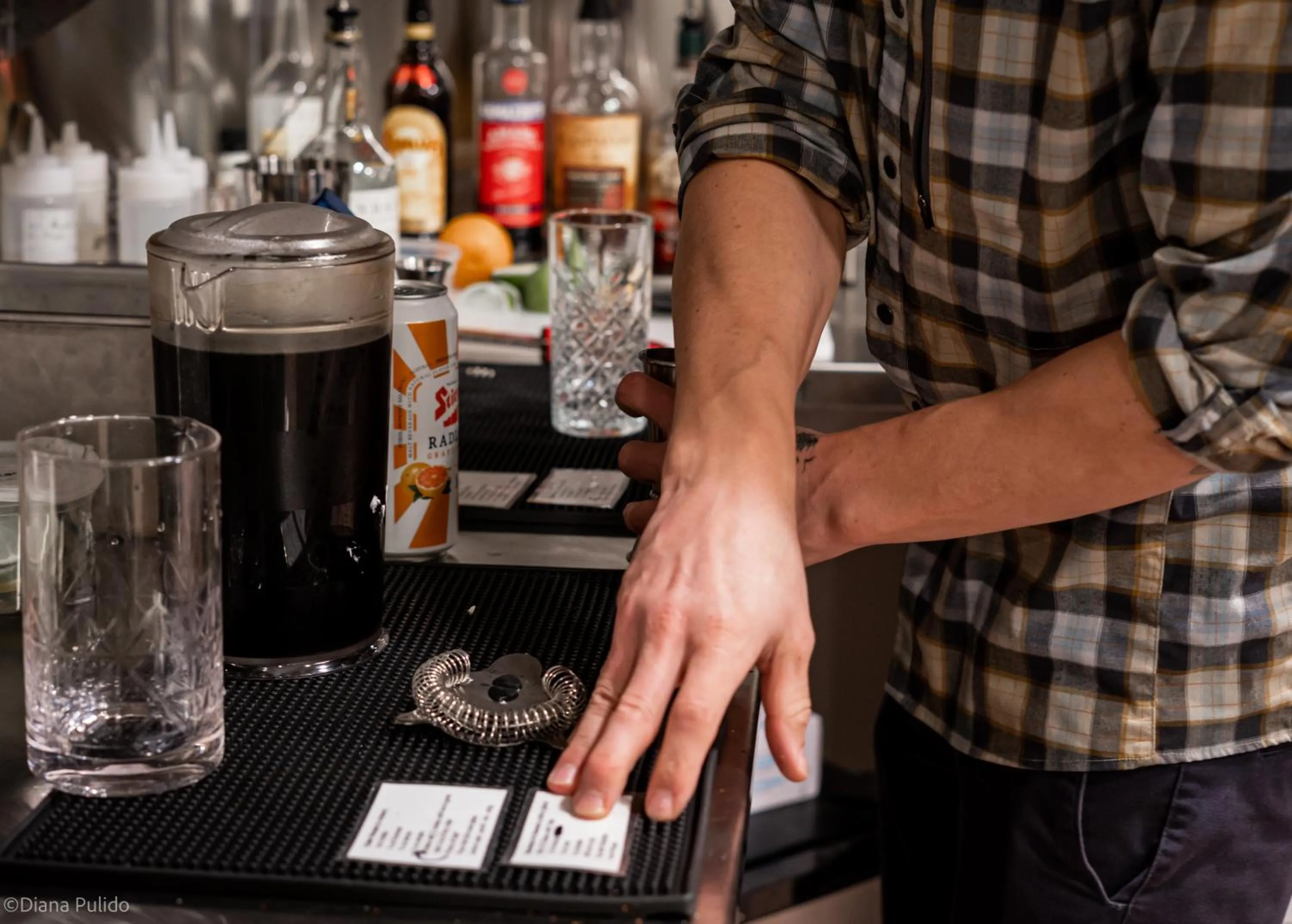 Lounge or bar in LOGE Leavenworth