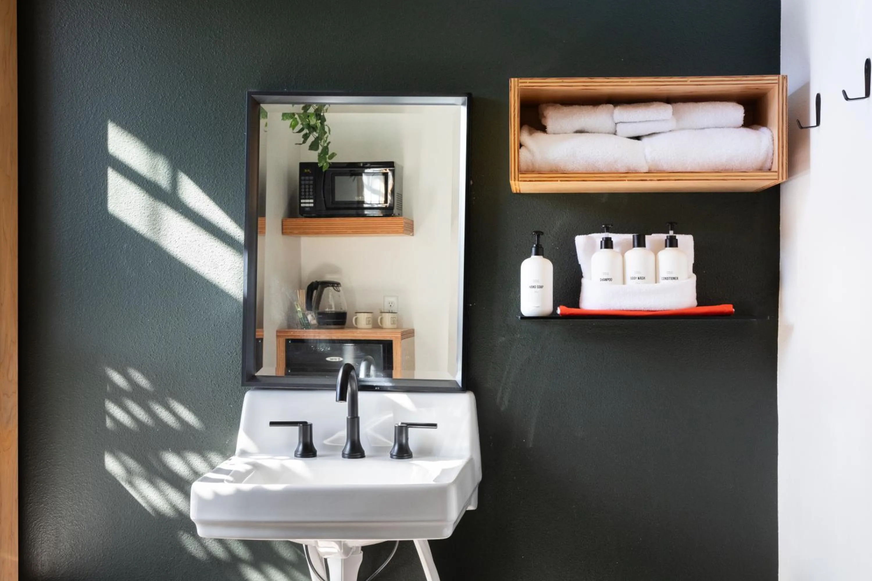 Bathroom in LOGE Leavenworth