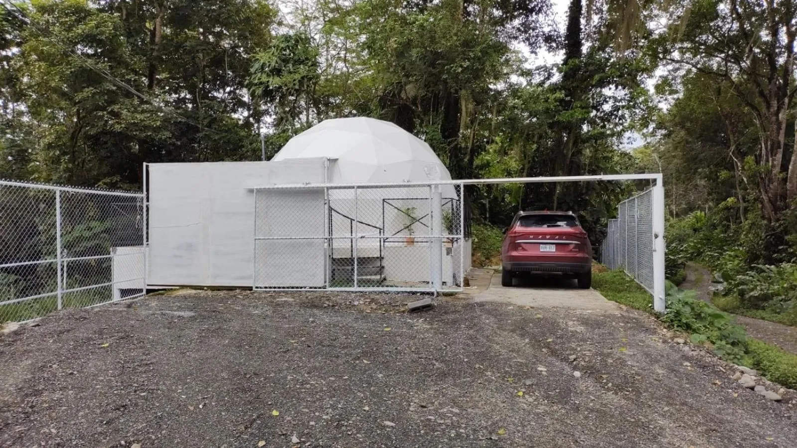 HOTEL, VILLAS y GLAMPINGS MYA -PUERTO VIEJO, Limon, CR