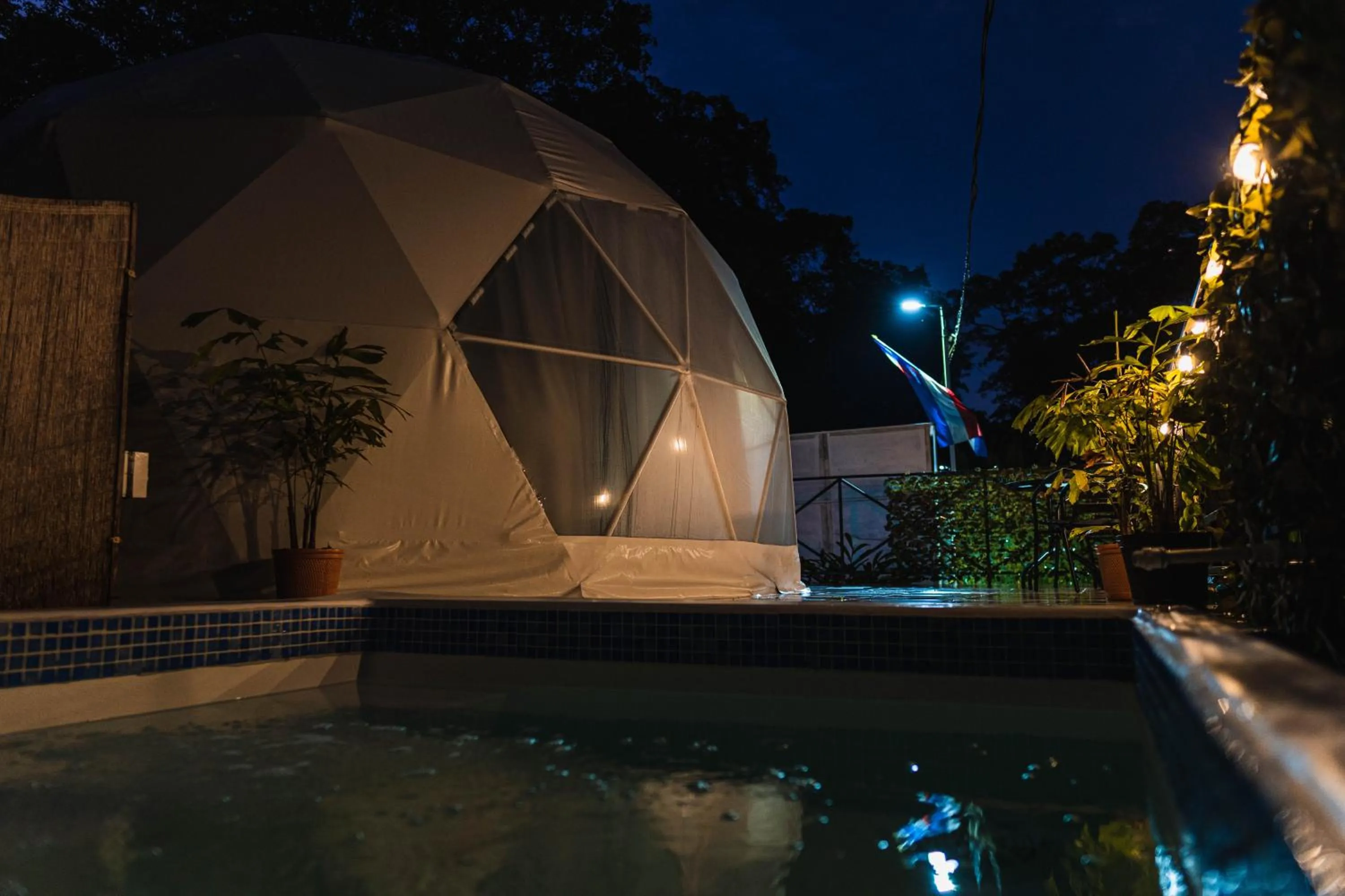 HOTEL, VILLAS y GLAMPINGS MYA -PUERTO VIEJO, Limon, CR