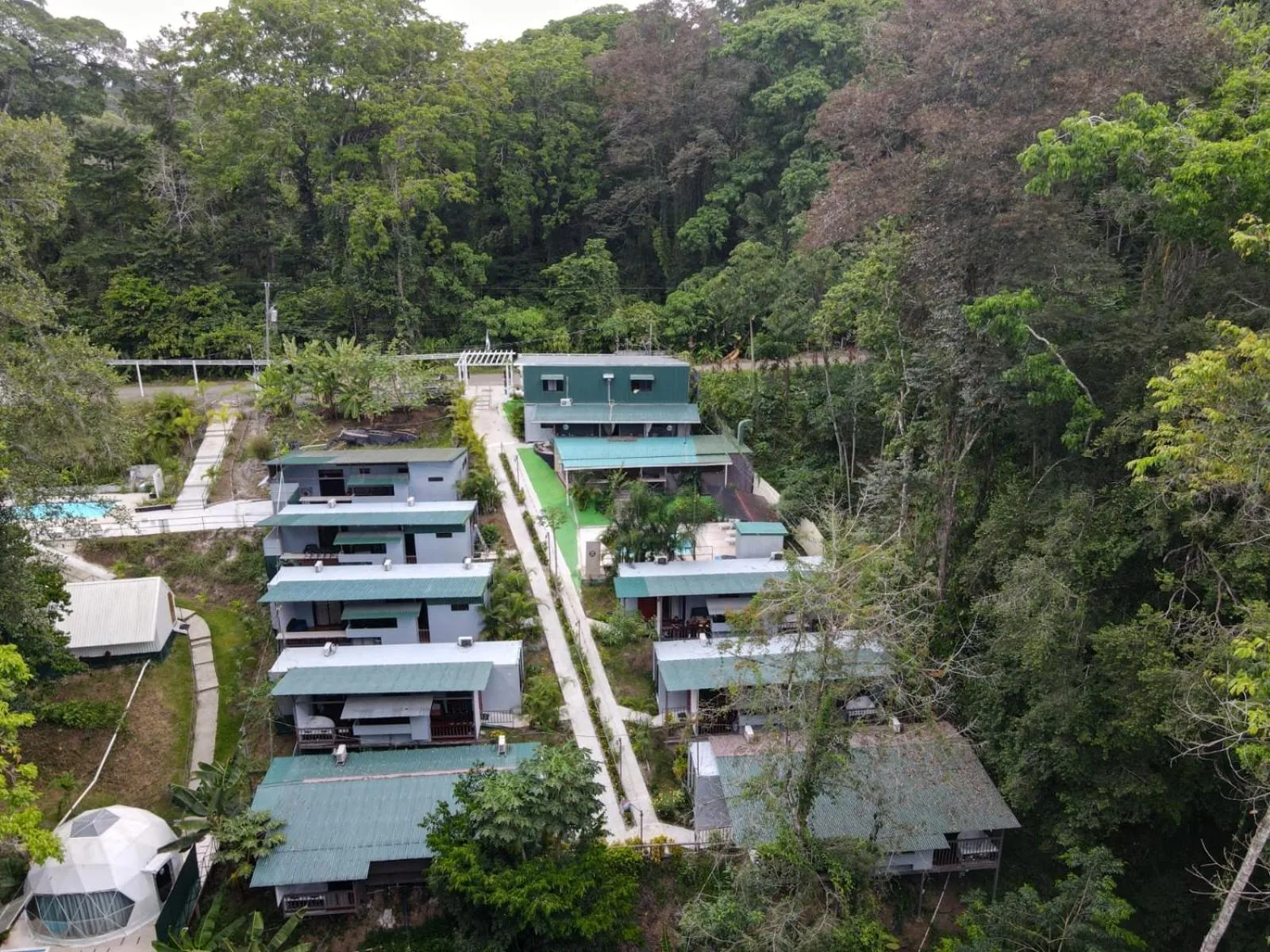 Property building in HOTEL, VILLAS y GLAMPINGS MYA -PUERTO VIEJO, Limon, CR