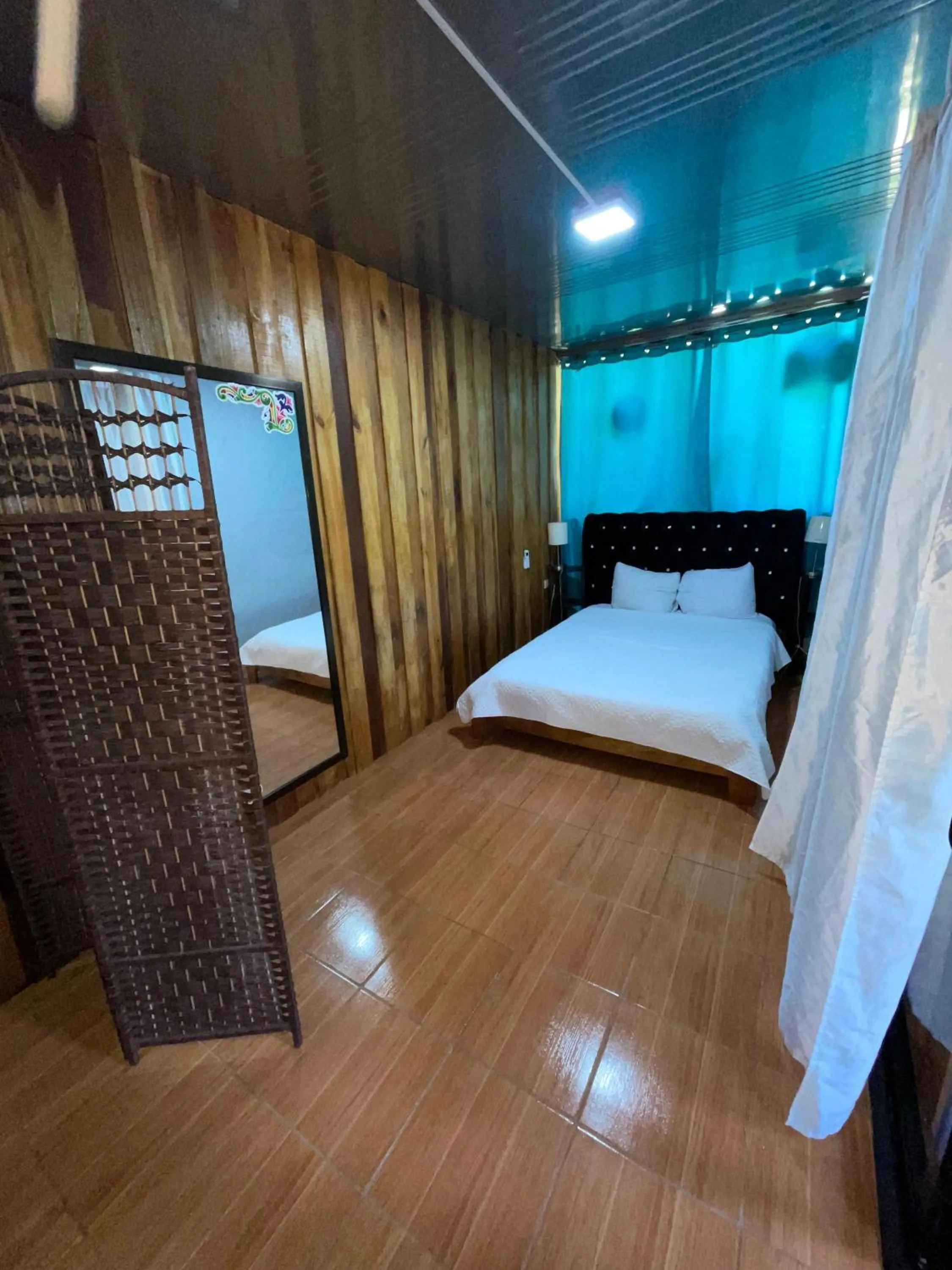 Bed in HOTEL, VILLAS y GLAMPINGS MYA -PUERTO VIEJO, Limon, CR