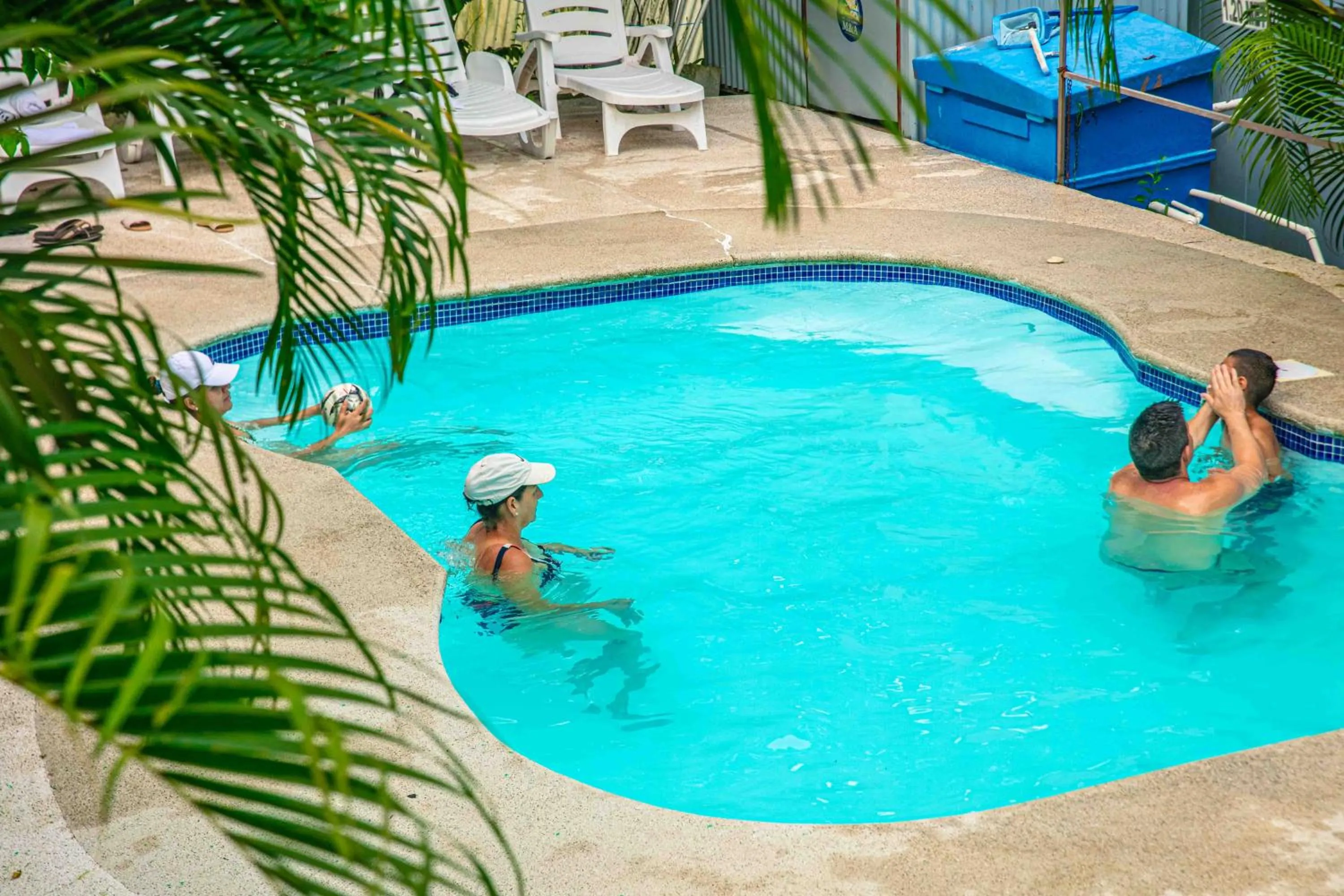 HOTEL, VILLAS y GLAMPINGS MYA -PUERTO VIEJO, Limon, CR