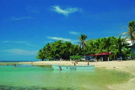 HOTEL, VILLAS y GLAMPINGS MYA -PUERTO VIEJO, Limon, CR