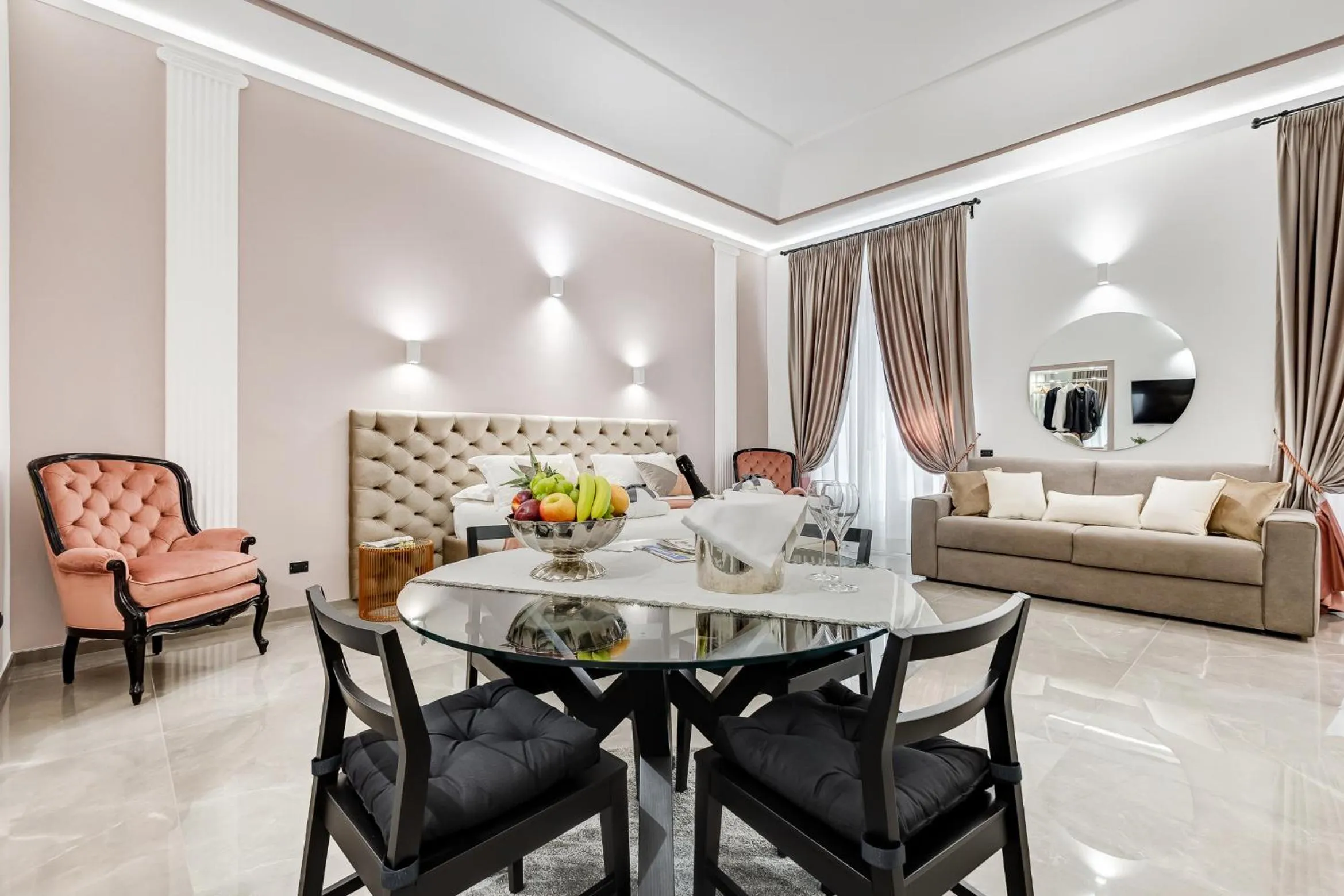Living room in UnoSeiTre - Luxury Apartment & Suite