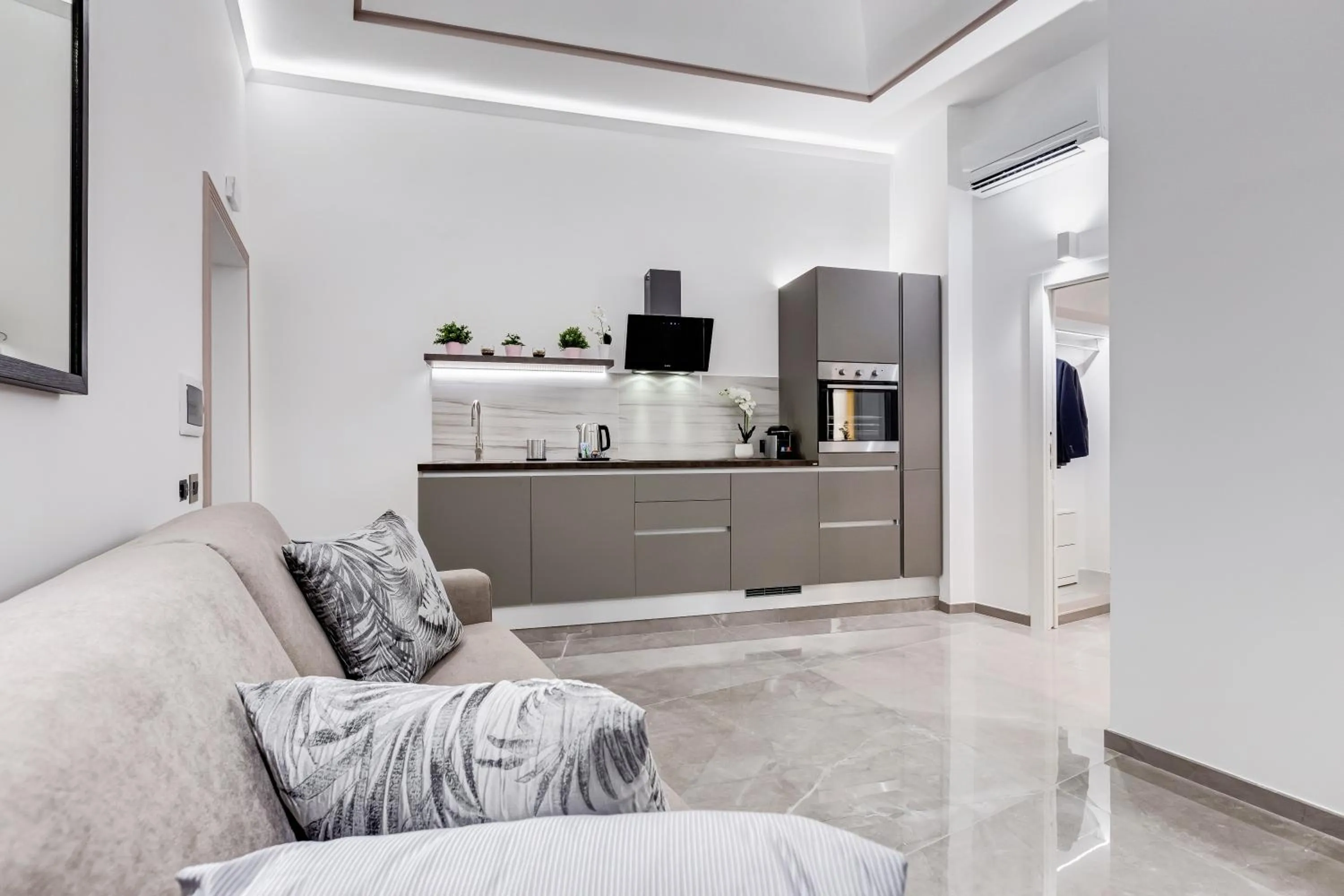 Kitchen or kitchenette in UnoSeiTre - Luxury Apartment & Suite