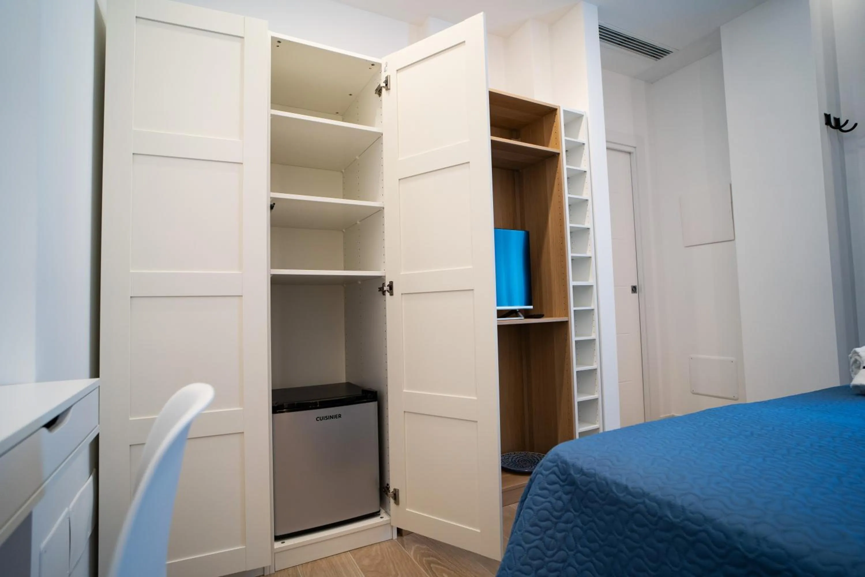 Bedroom in L' Angolo dei poeti - Bed and Breakfast